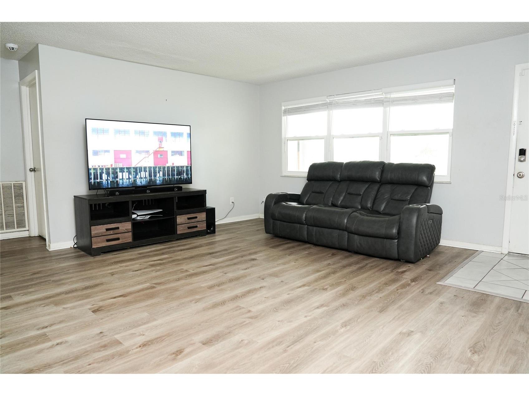 821 Barber Street Sebastian FL 32958 O6378581 image3