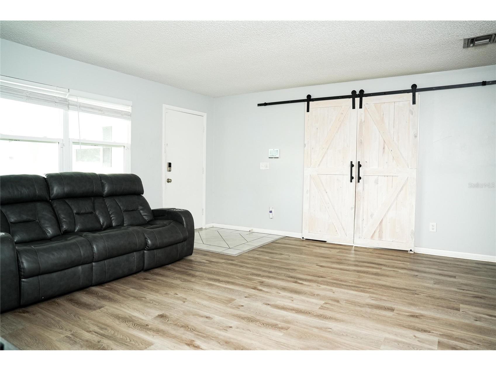 821 Barber Street Sebastian FL 32958 O6378581 image4