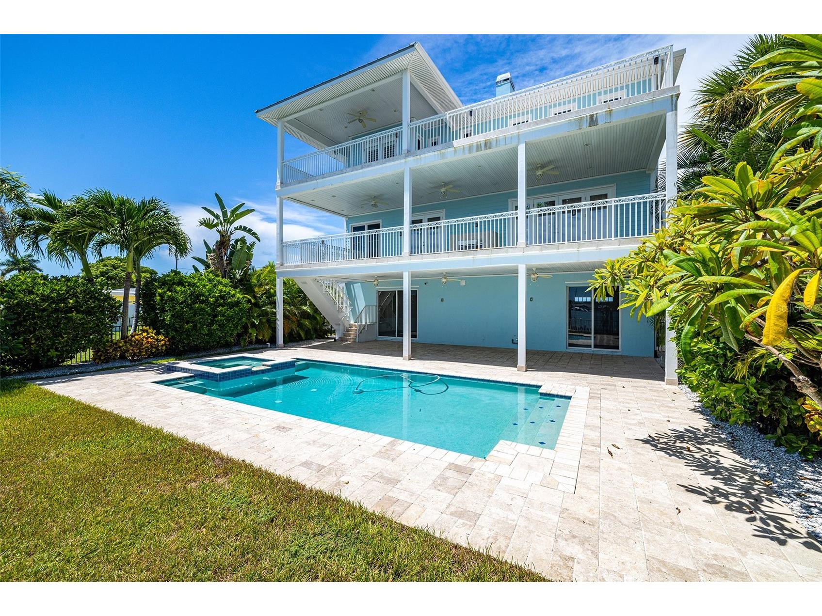 821 Bay Point Drive Madeira Beach FL 33708 - INTRACOASTAL WATERWAY TB8506826 image4