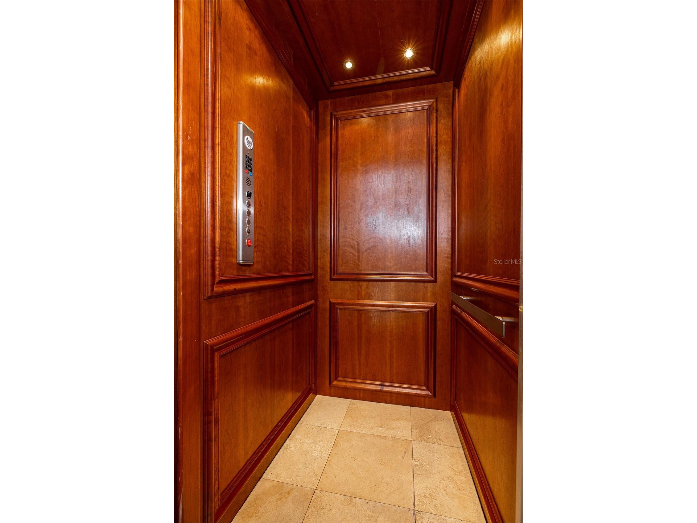 821 Bay Point Drive Madeira Beach FL 33708 - INTRACOASTAL WATERWAY TB8506826 image5