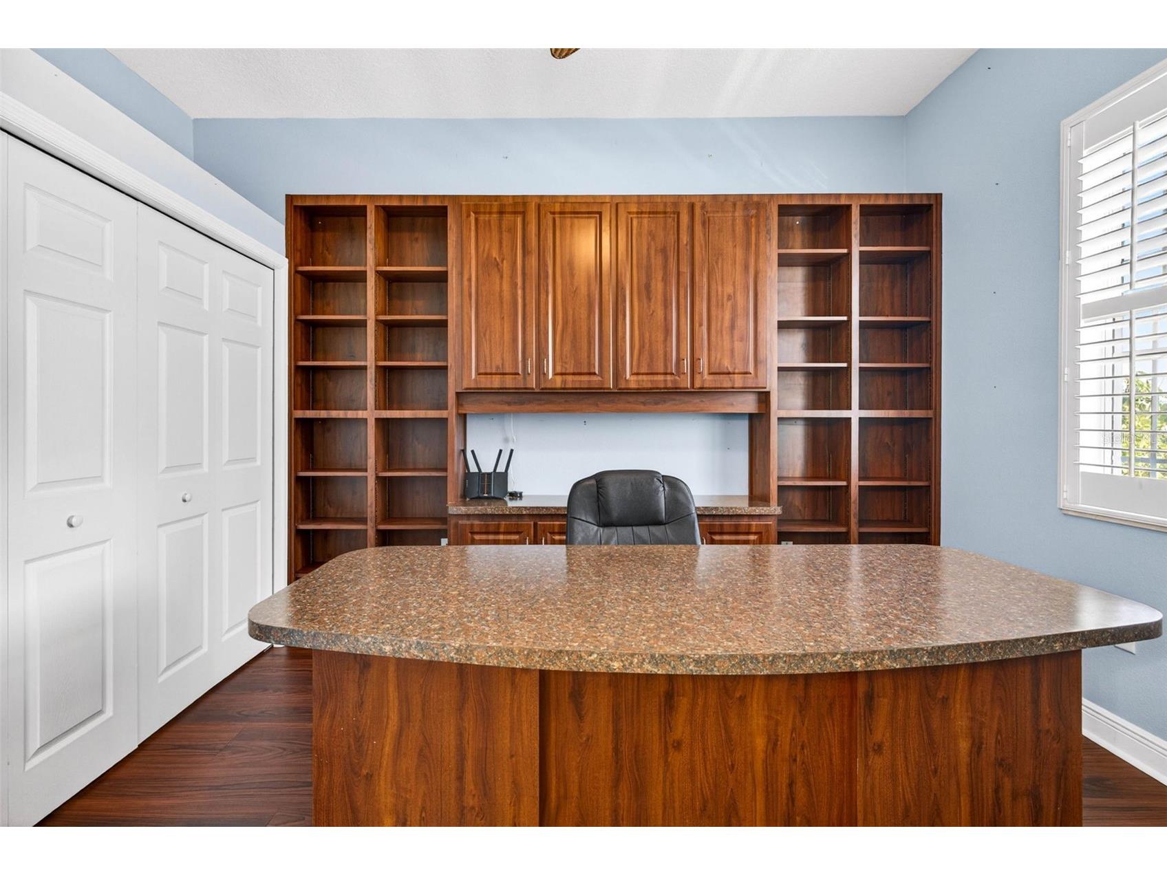 821 Blue Heron Boulevard Ruskin FL 33570 TB8494866 image25