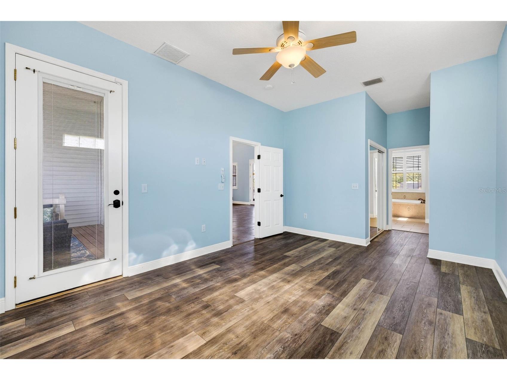 821 Blue Heron Boulevard Ruskin FL 33570 TB8494866 image38
