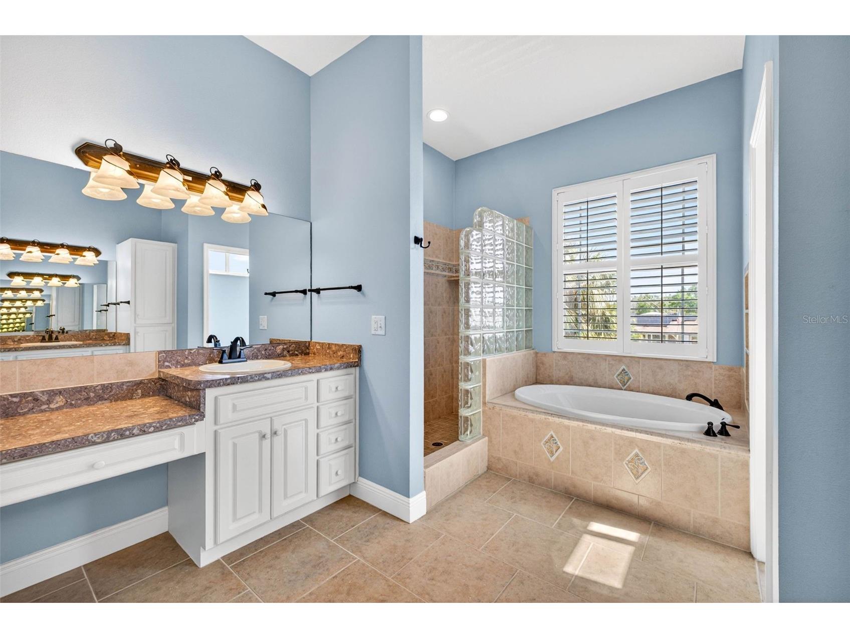 821 Blue Heron Boulevard Ruskin FL 33570 TB8494866 image42