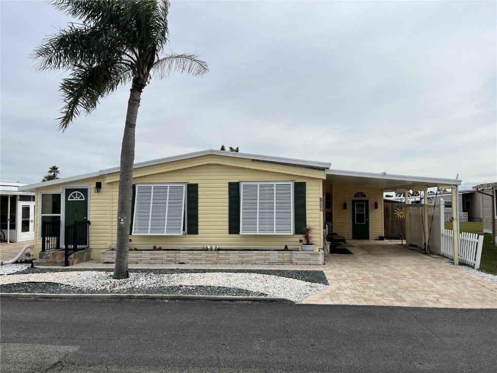 821 Cervina Drive S Venice FL 34285 N6130225 image1