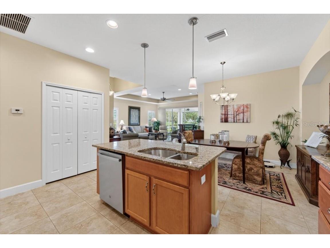 821 Chipper Drive Sun City Center FL 33573 TB8409578 image18