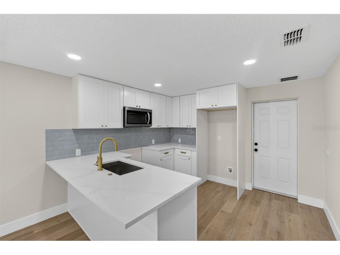 821 Colyer Street Orlando FL 32805 O6362462 image14