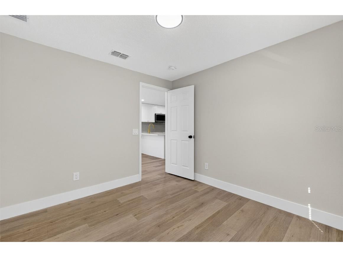 821 Colyer Street Orlando FL 32805 O6362462 image25