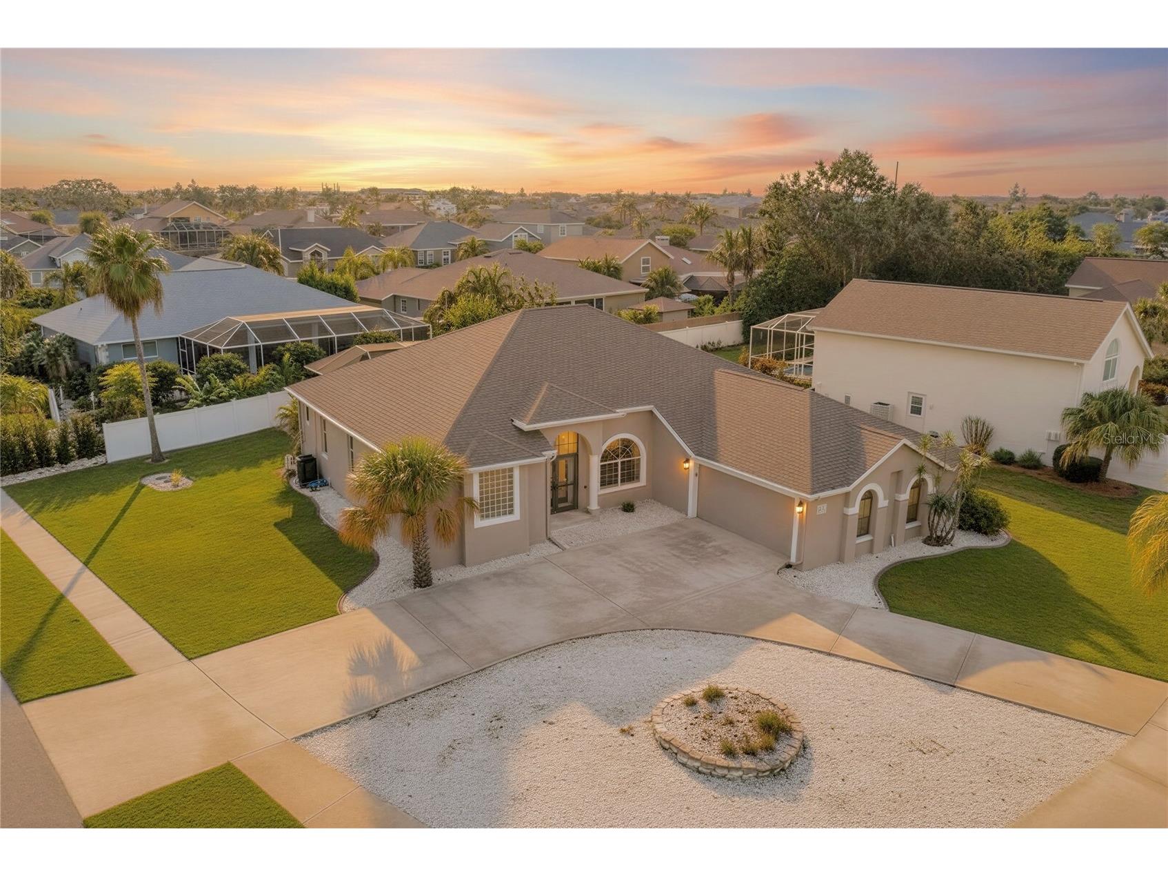 821 Greenview Dr Apollo Beach FL 33572 TB8488363 image1