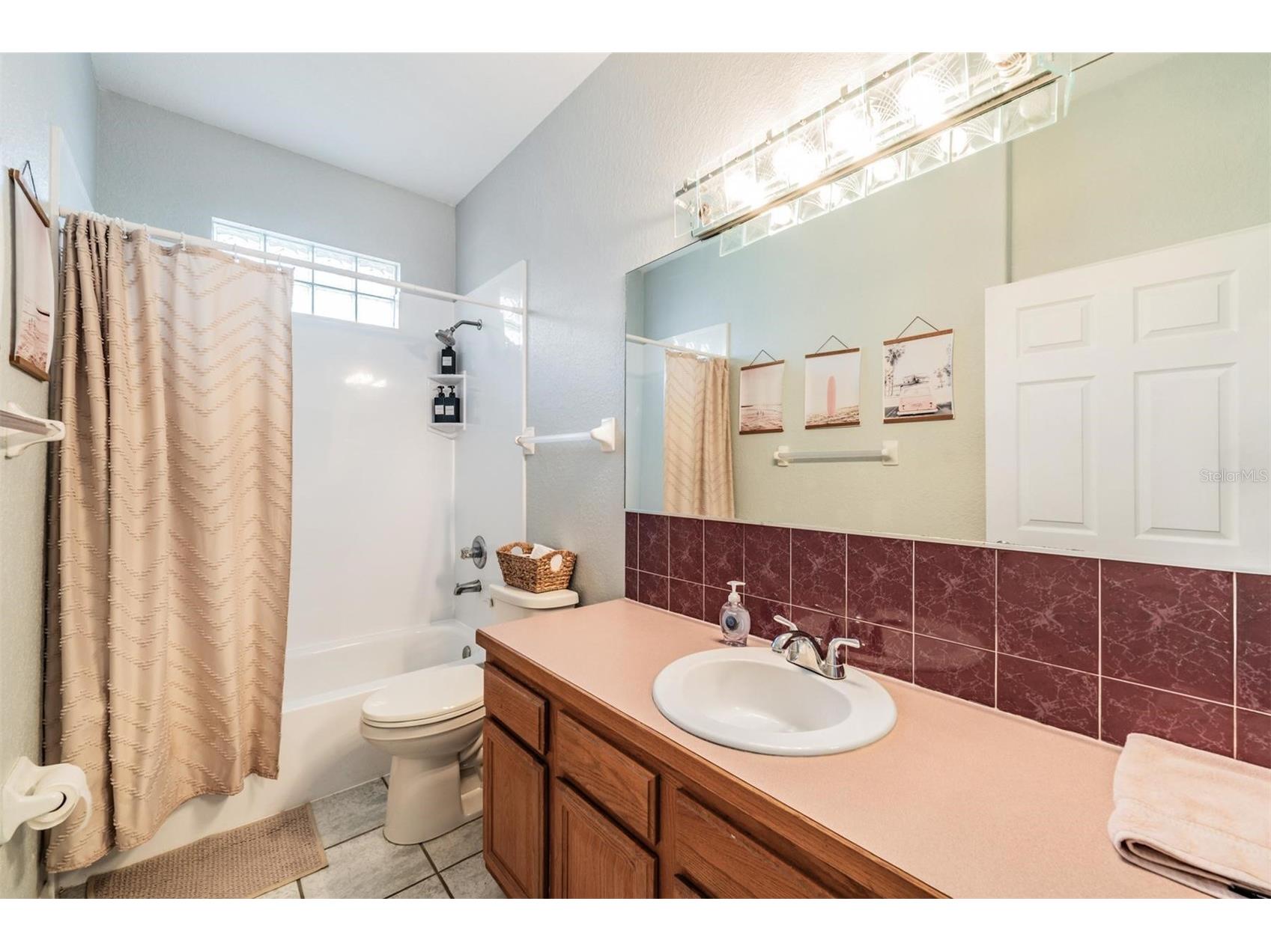 821 Greenview Dr Apollo Beach FL 33572 TB8488363 image21