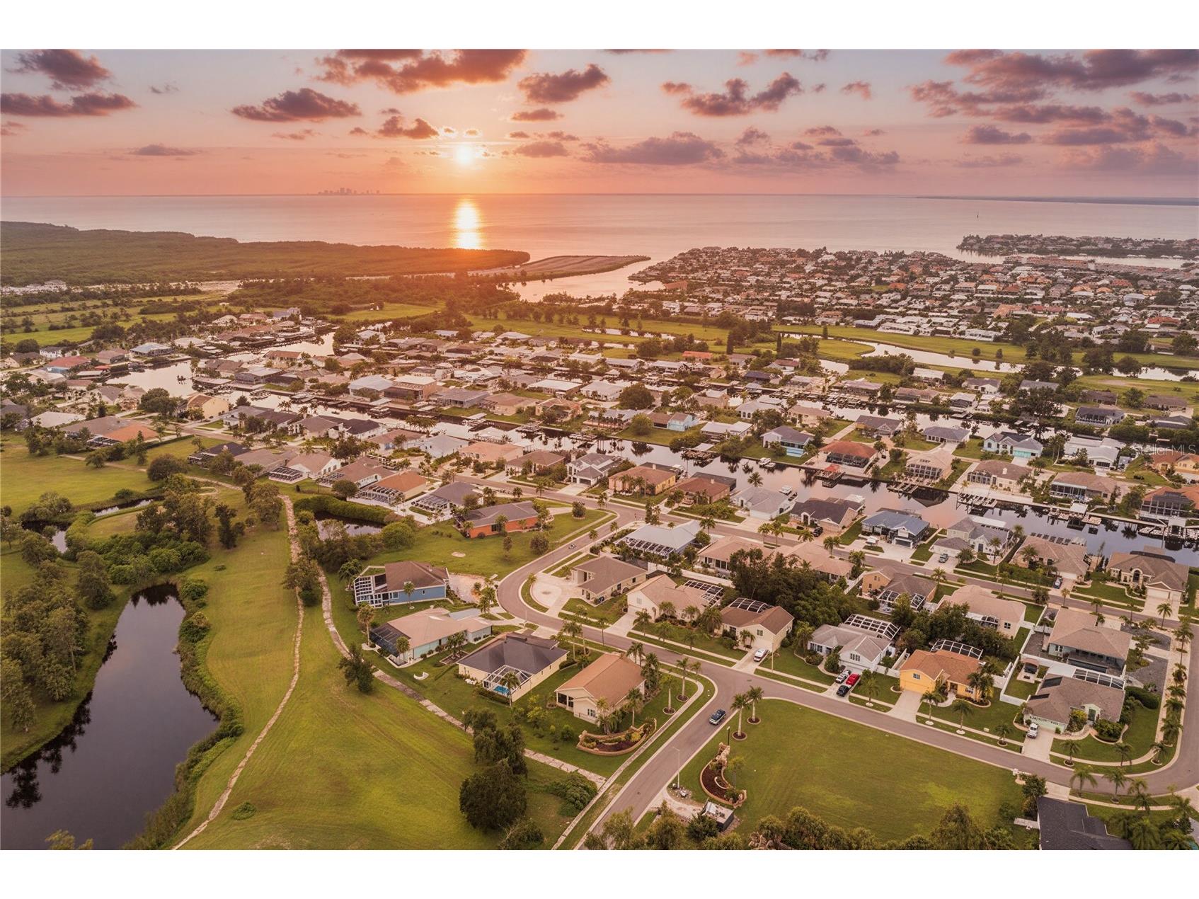 821 Greenview Dr Apollo Beach FL 33572 TB8488363 image28