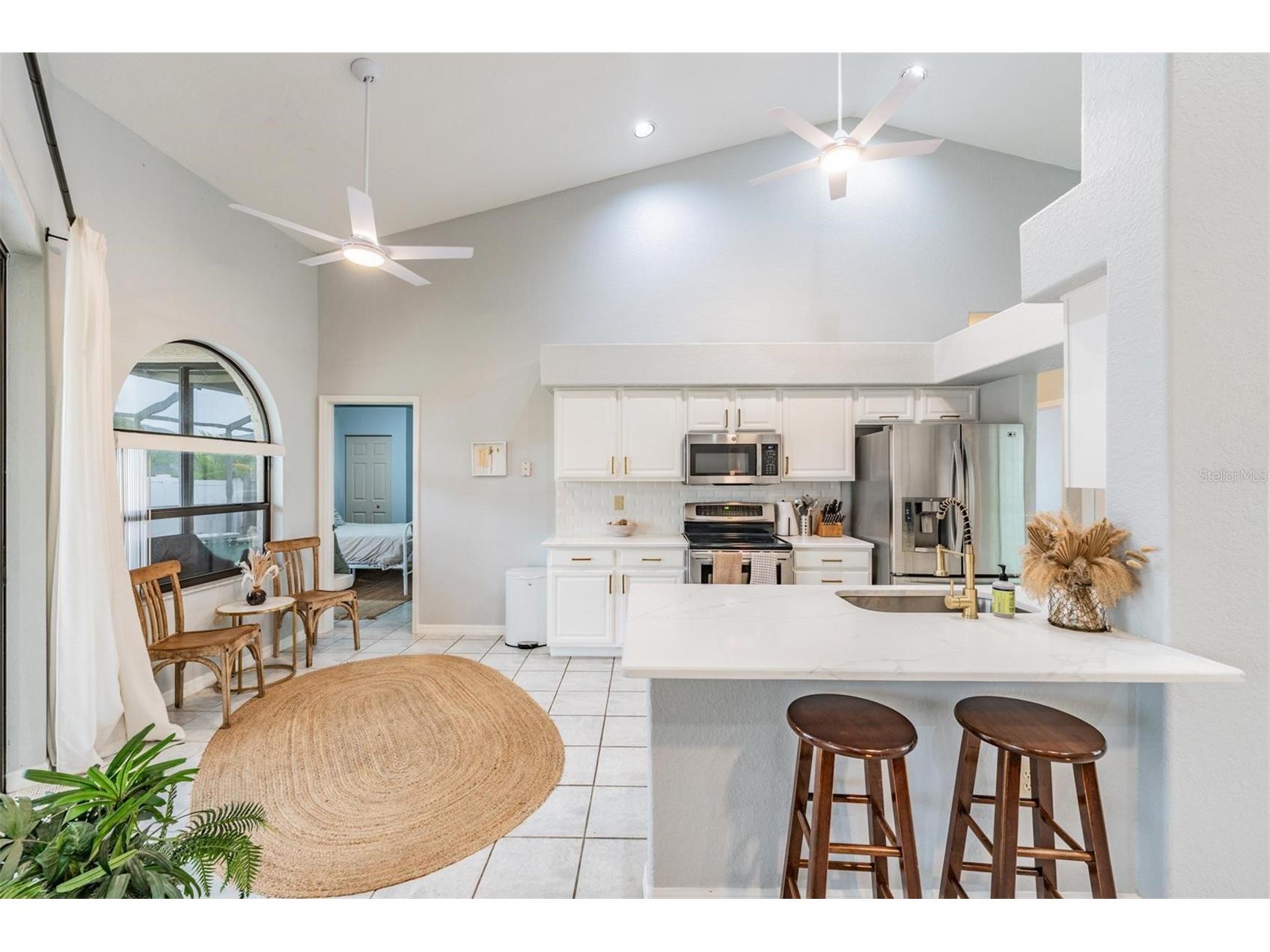 821 Greenview Dr Apollo Beach FL 33572 TB8488363 image4