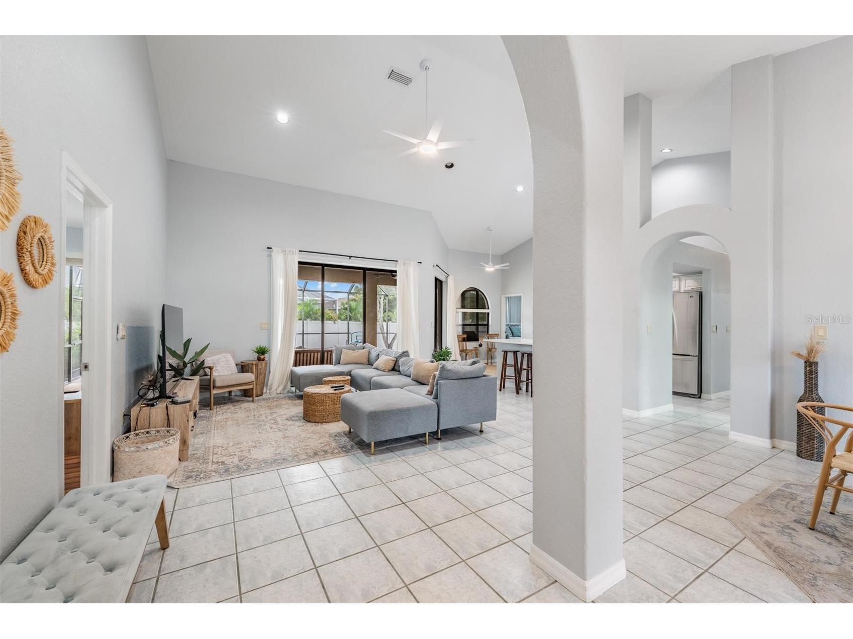 821 Greenview Dr Apollo Beach FL 33572 TB8488363 image7