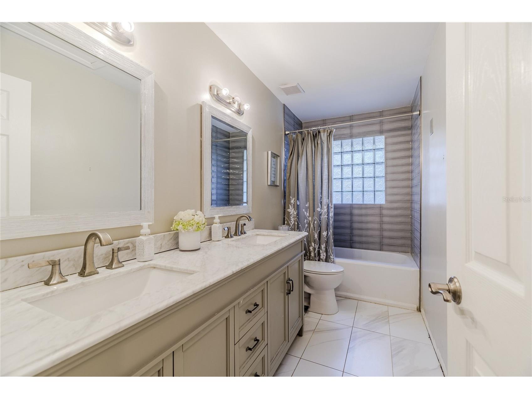 821 Highpoint Drive Port Orange FL 32127 NS1088143 image16
