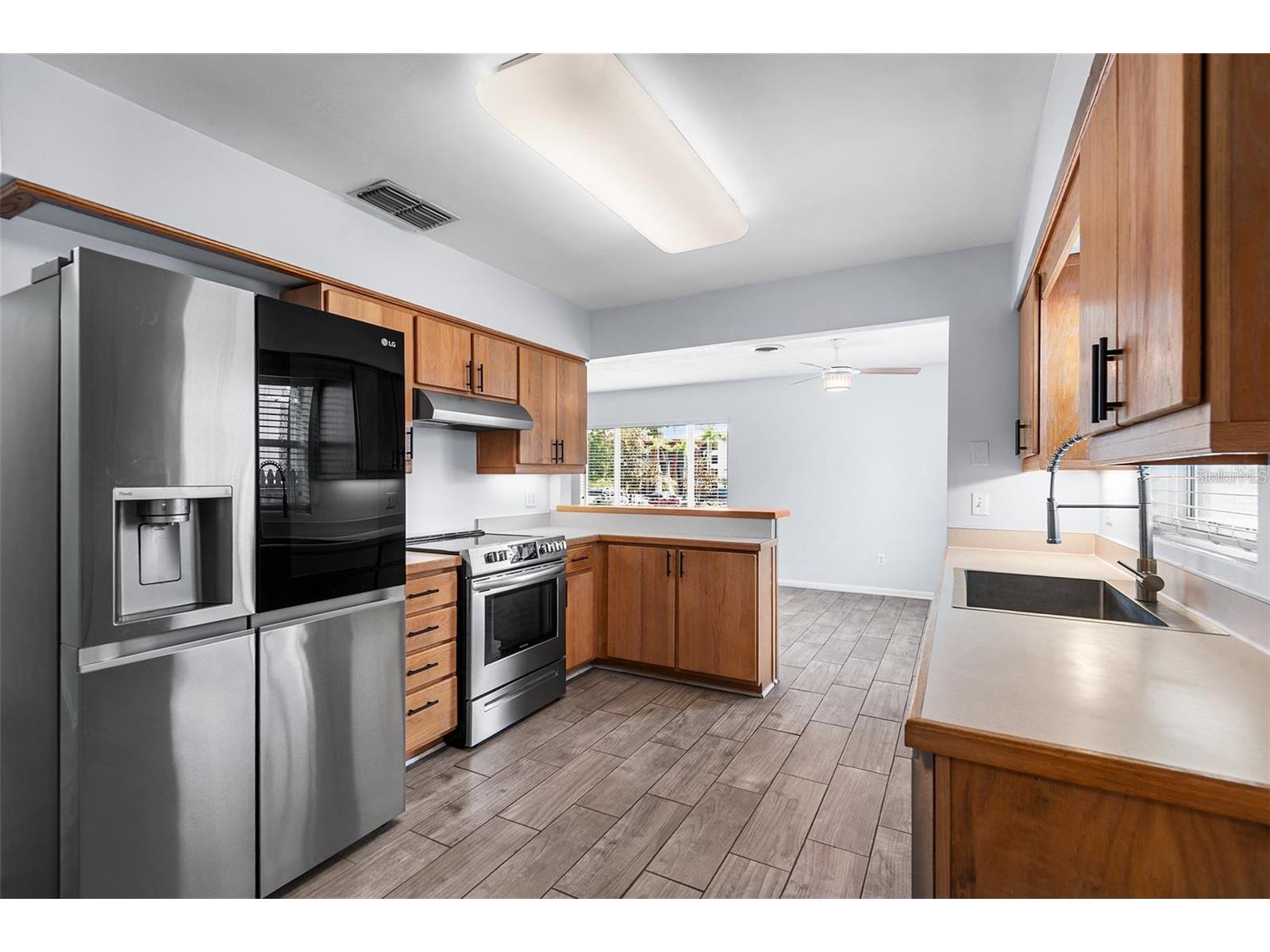 821 Hollingsworth Road Lakeland FL 33801 TB8512770 image3