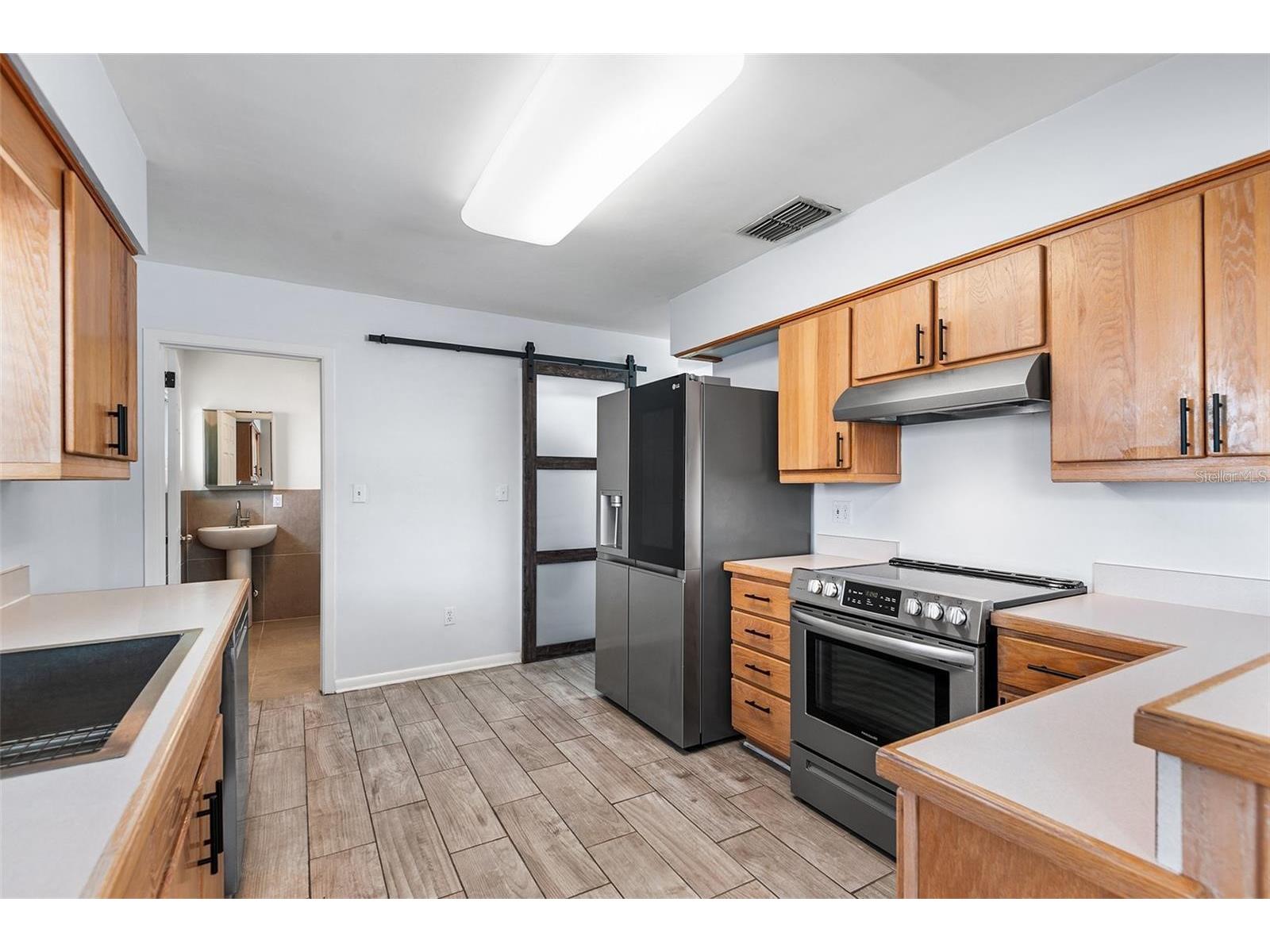 821 Hollingsworth Road Lakeland FL 33801 TB8512770 image4