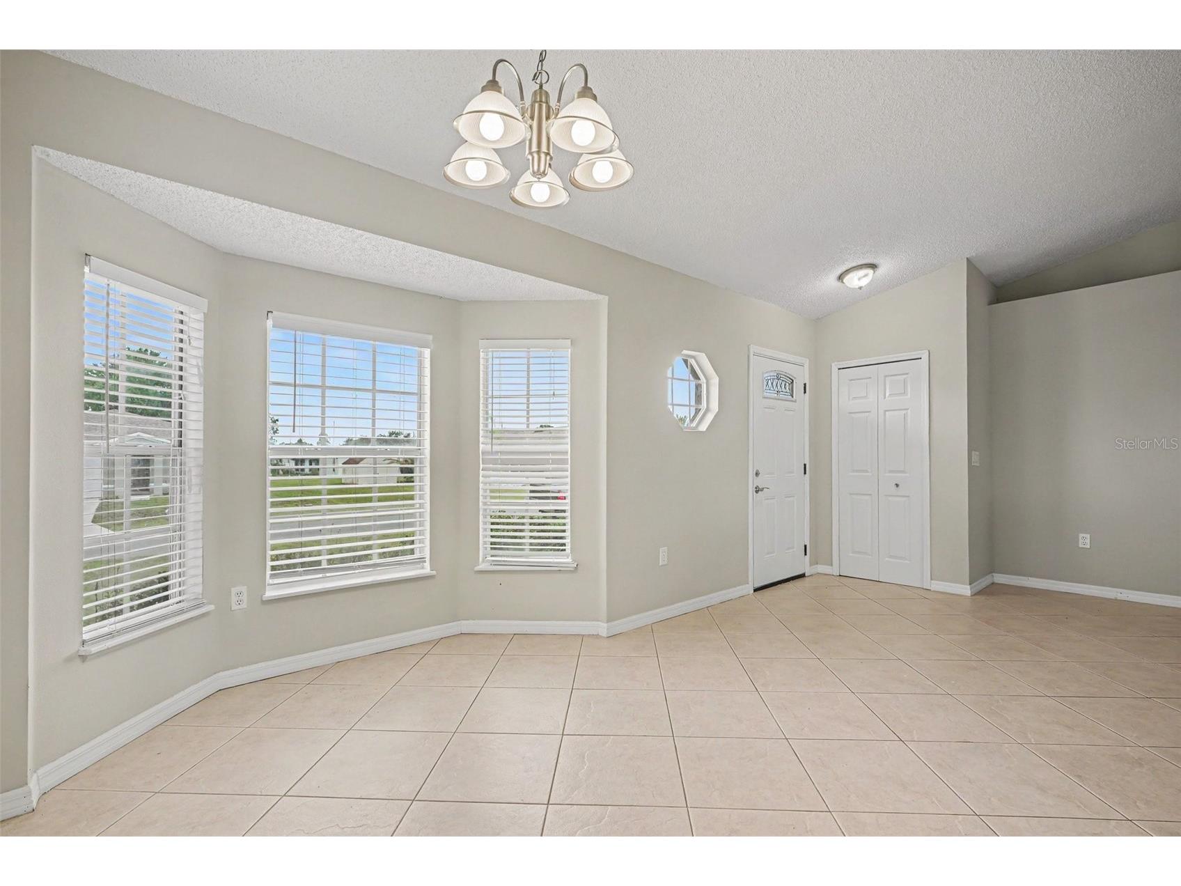 821 Jarnac Drive Kissimmee FL 34759 O6405260 image3