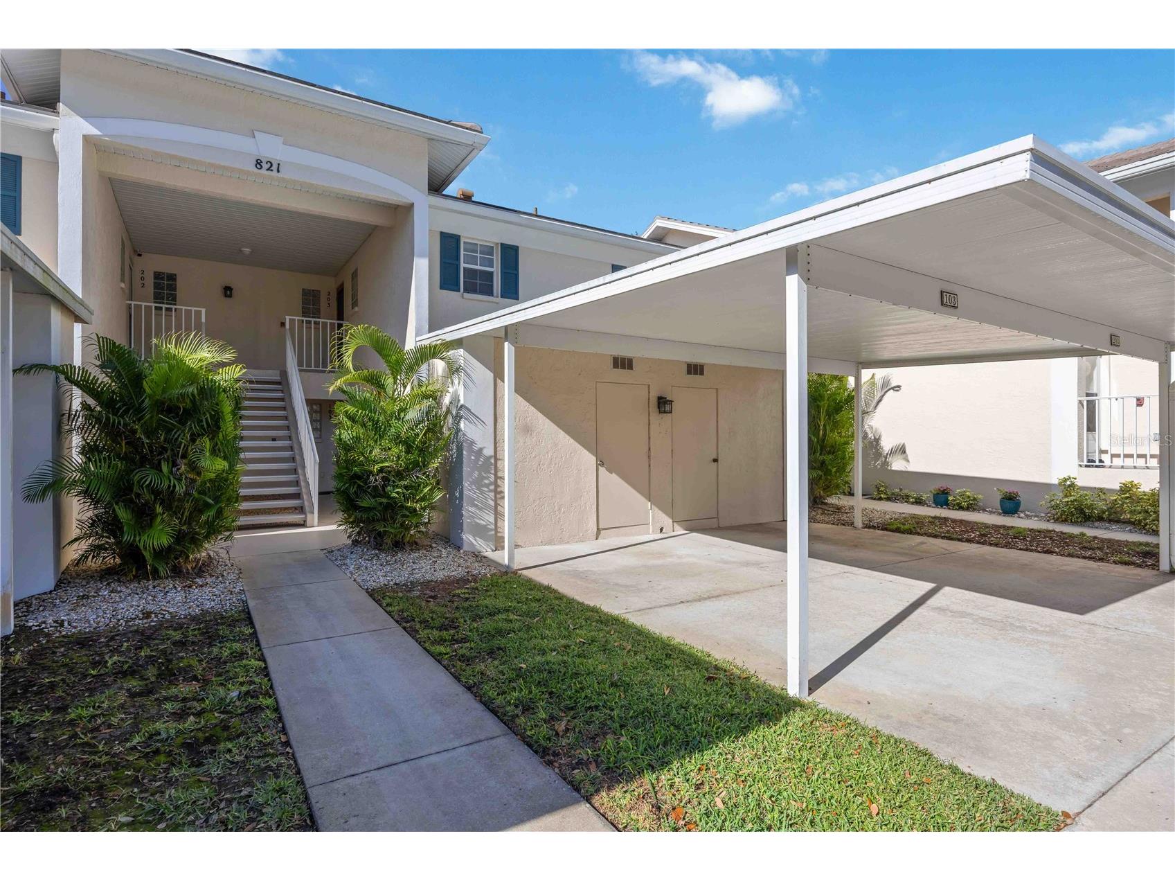 821 Montrose Drive #103 Venice FL 34293 N6142183 image1