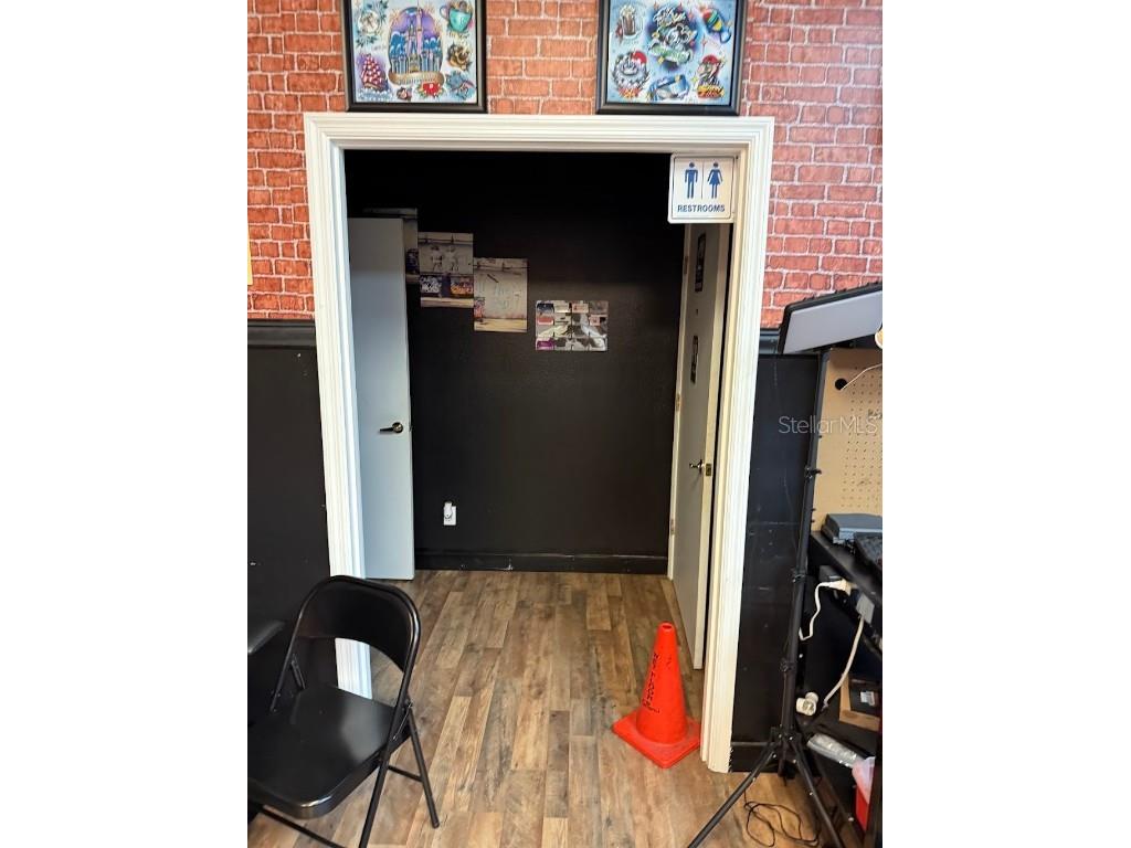 821 NE 36th Terrace #11/12 Ocala FL 34470 OM707304 image9