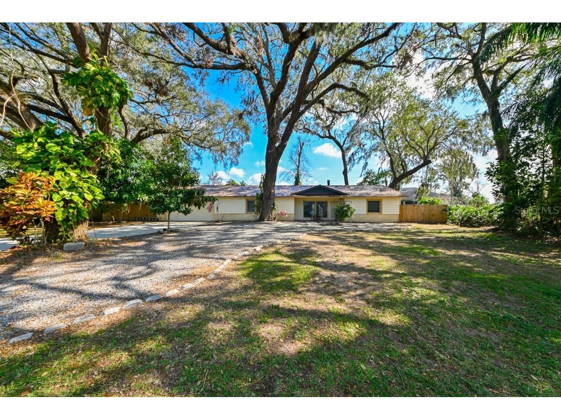 821 Old Darby Street Seffner FL 33584 TB8343351 image1