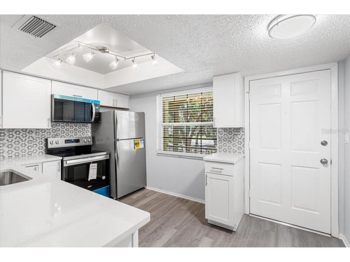 821 Patricia Avenue #202 Dunedin FL 34698 TB8444789 image8