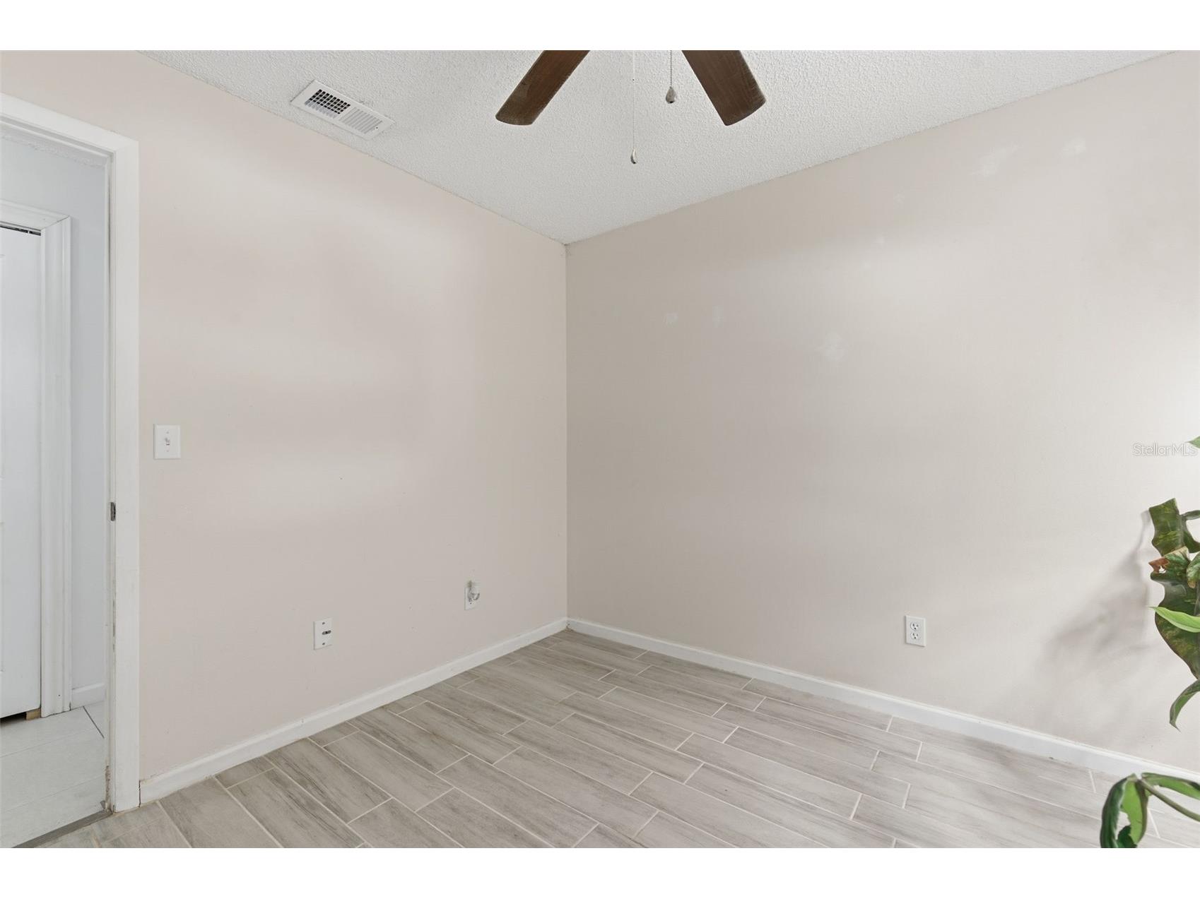 821 Pine Street Tarpon Springs FL 34689 TB8472412 image13