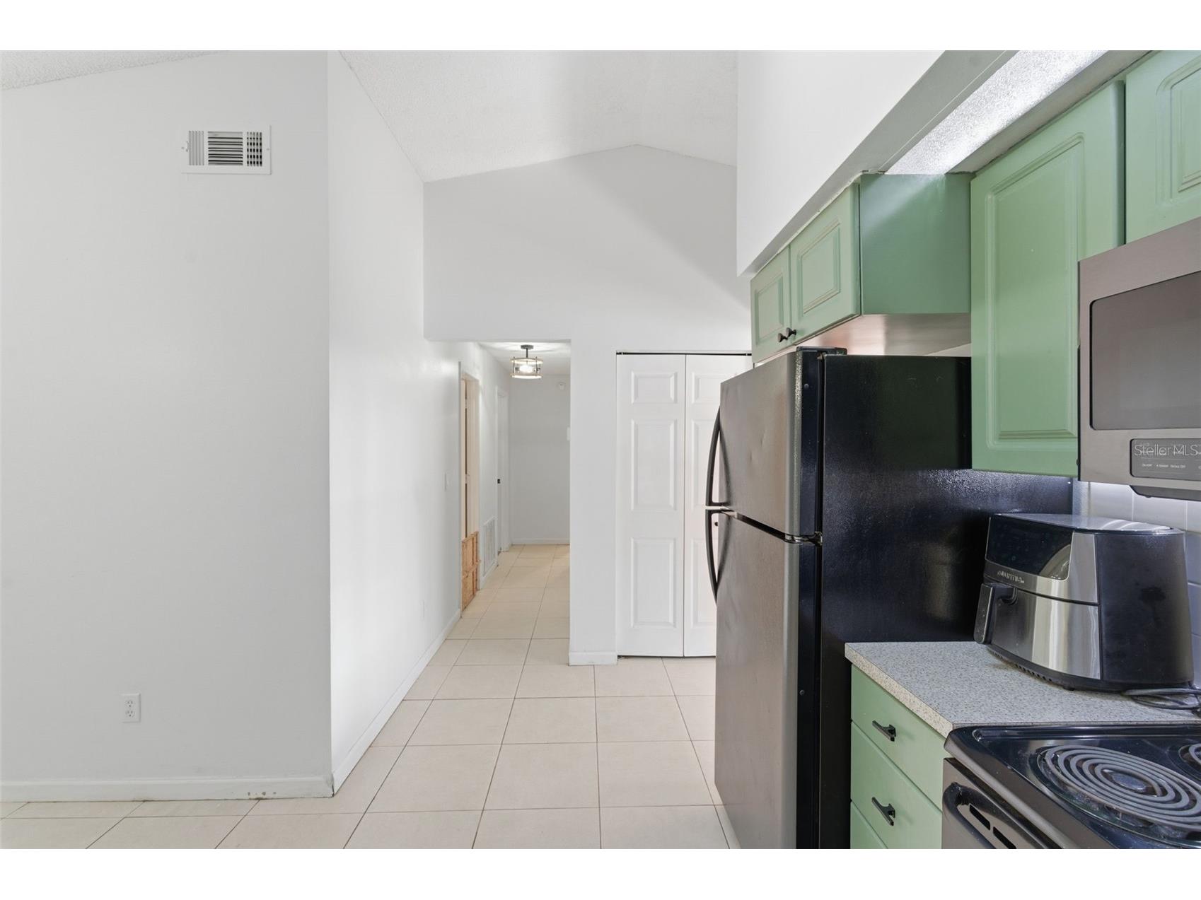 821 Pine Street Tarpon Springs FL 34689 TB8472412 image19