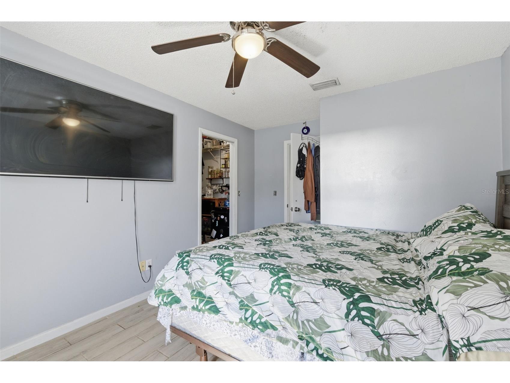 821 Pine Street Tarpon Springs FL 34689 TB8472412 image28