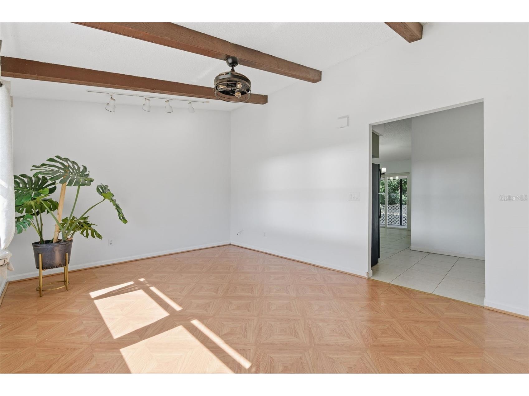 821 Pine Street Tarpon Springs FL 34689 TB8472412 image4