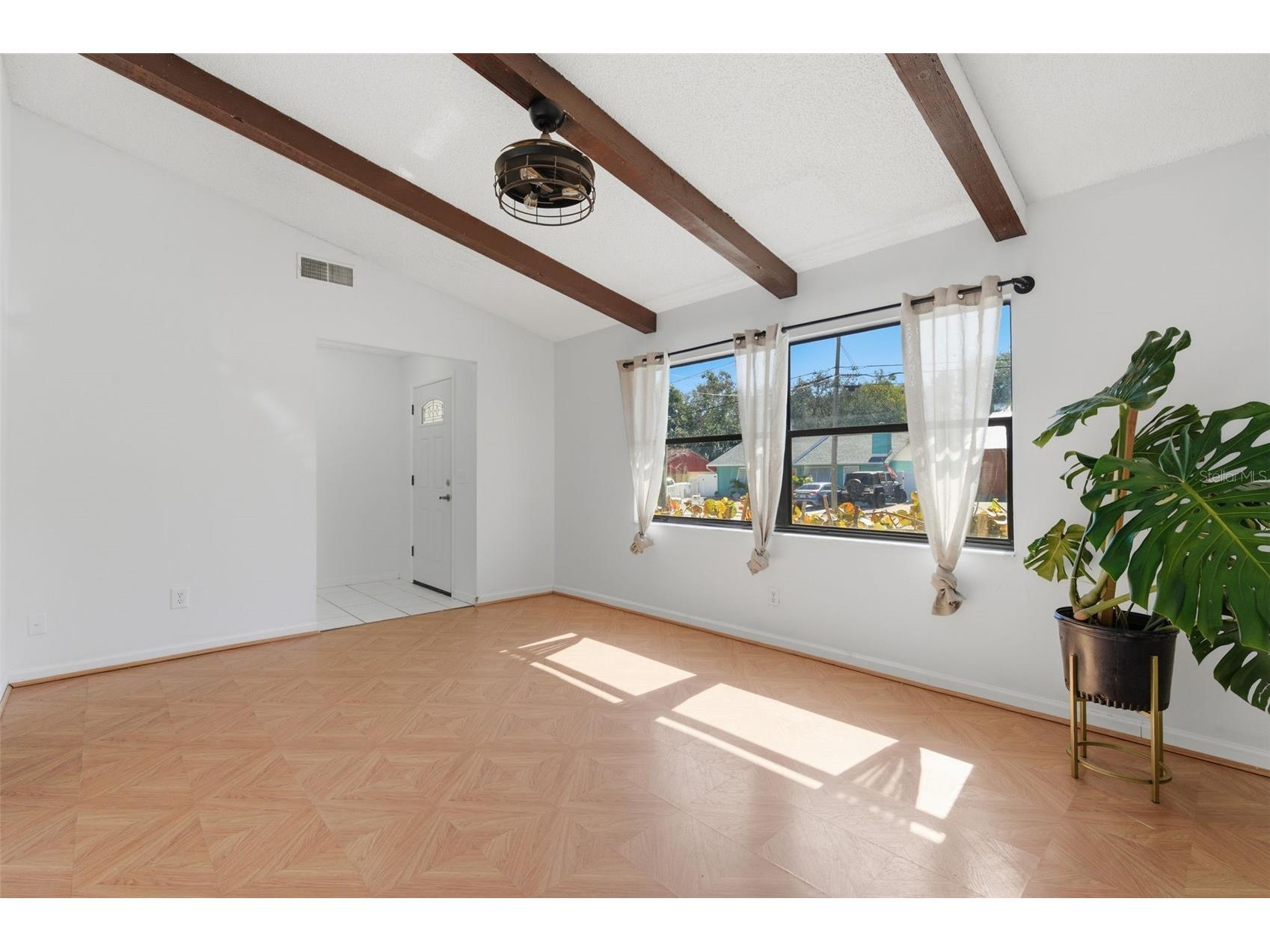 821 Pine Street Tarpon Springs FL 34689 TB8472412 image6