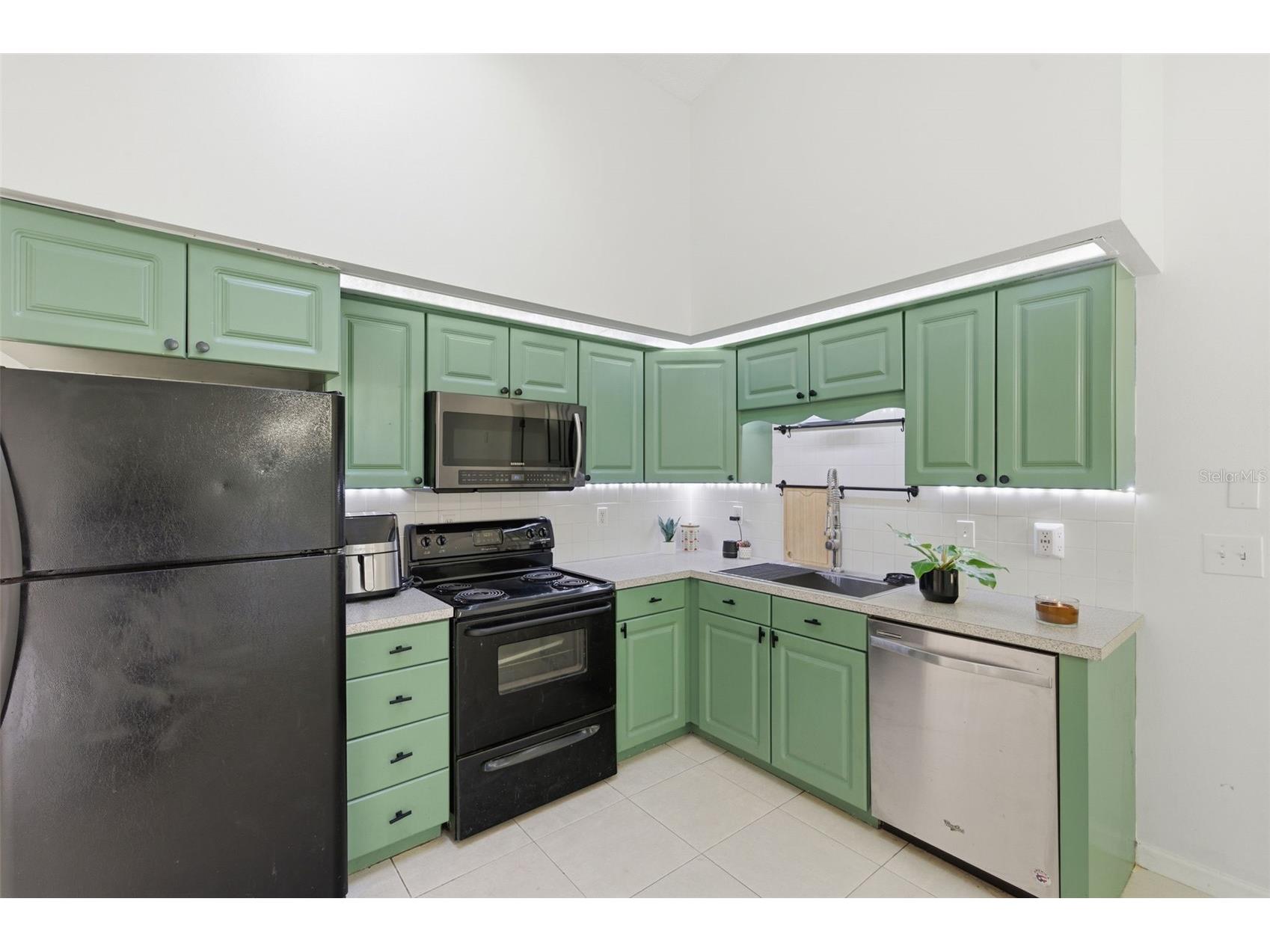 821 Pine Street Tarpon Springs FL 34689 TB8472412 image8