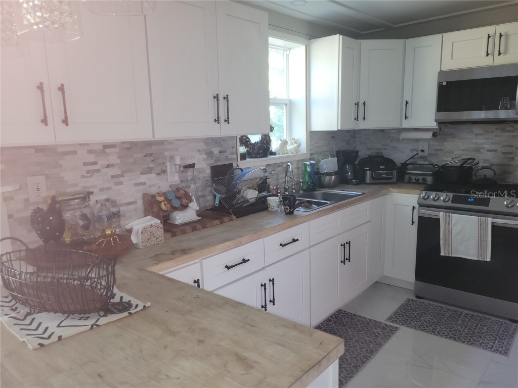 821 S Honey Way Inverness FL 34450 OM714057 image14