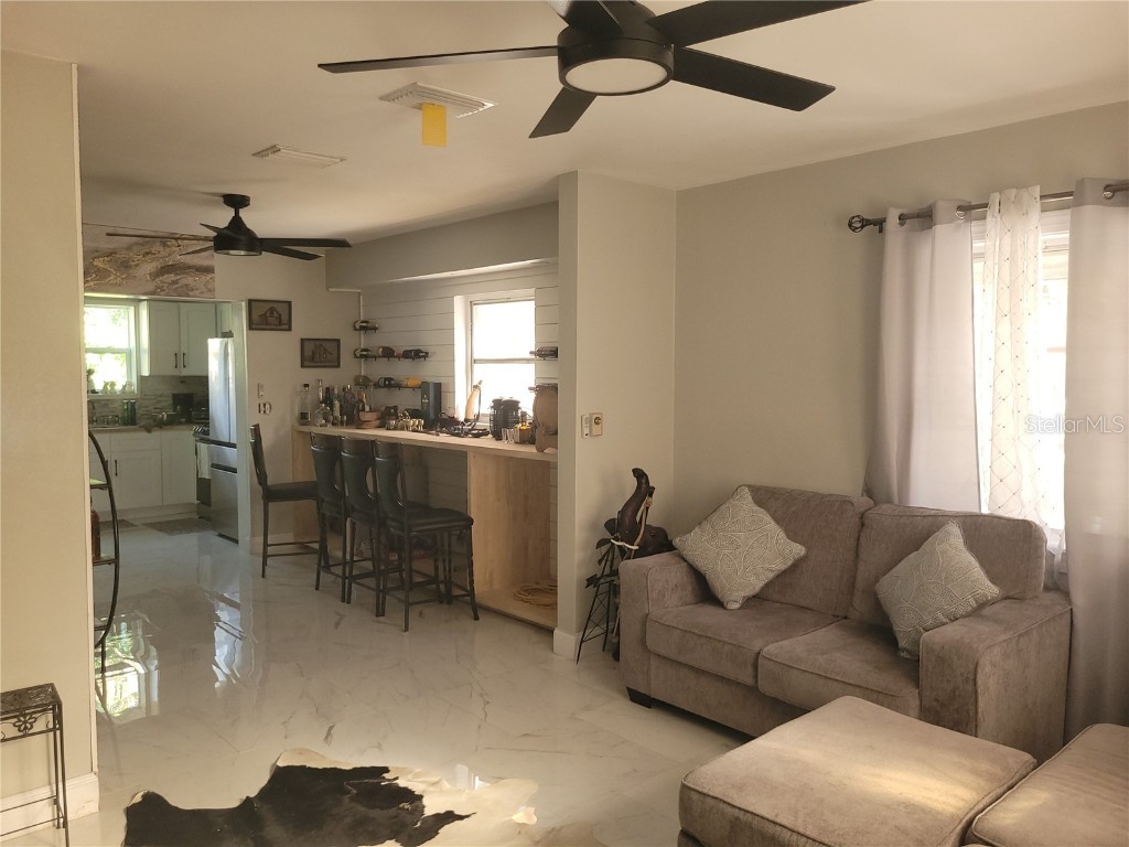 821 S Honey Way Inverness FL 34450 OM714057 image9