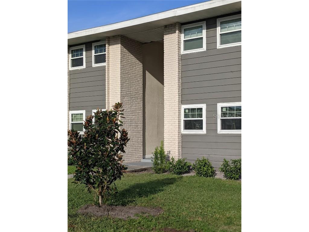 821 Sky Lake Circle #C Orlando FL 32809 S5057679 image1