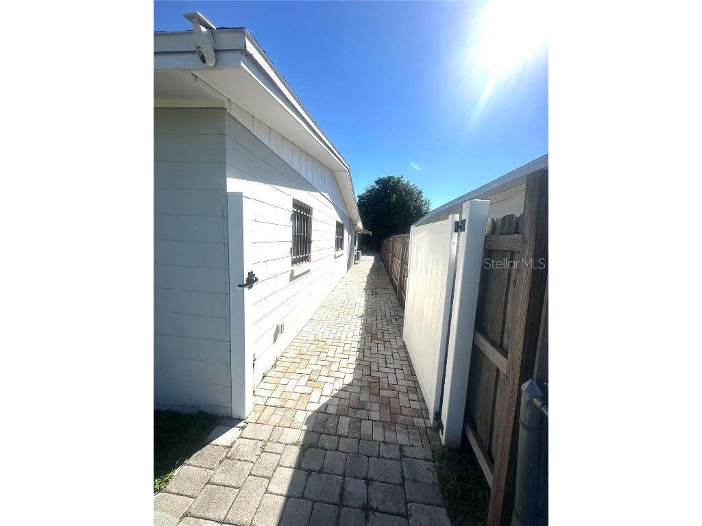 821 Thalia Drive Orlando FL 32807 TB8431189 image3