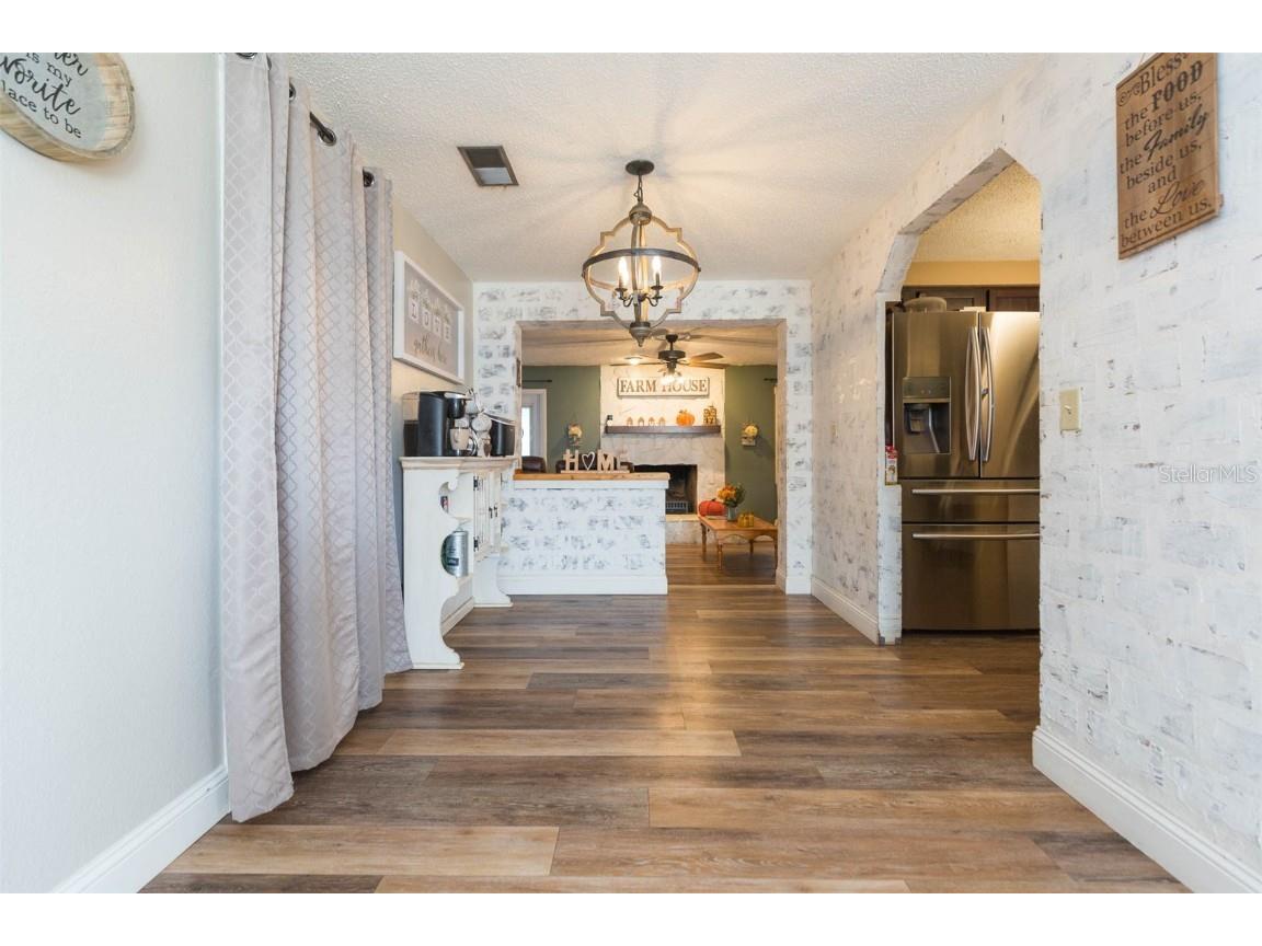 821 Walnut Drive Seffner FL 33584 TB8440769 image6