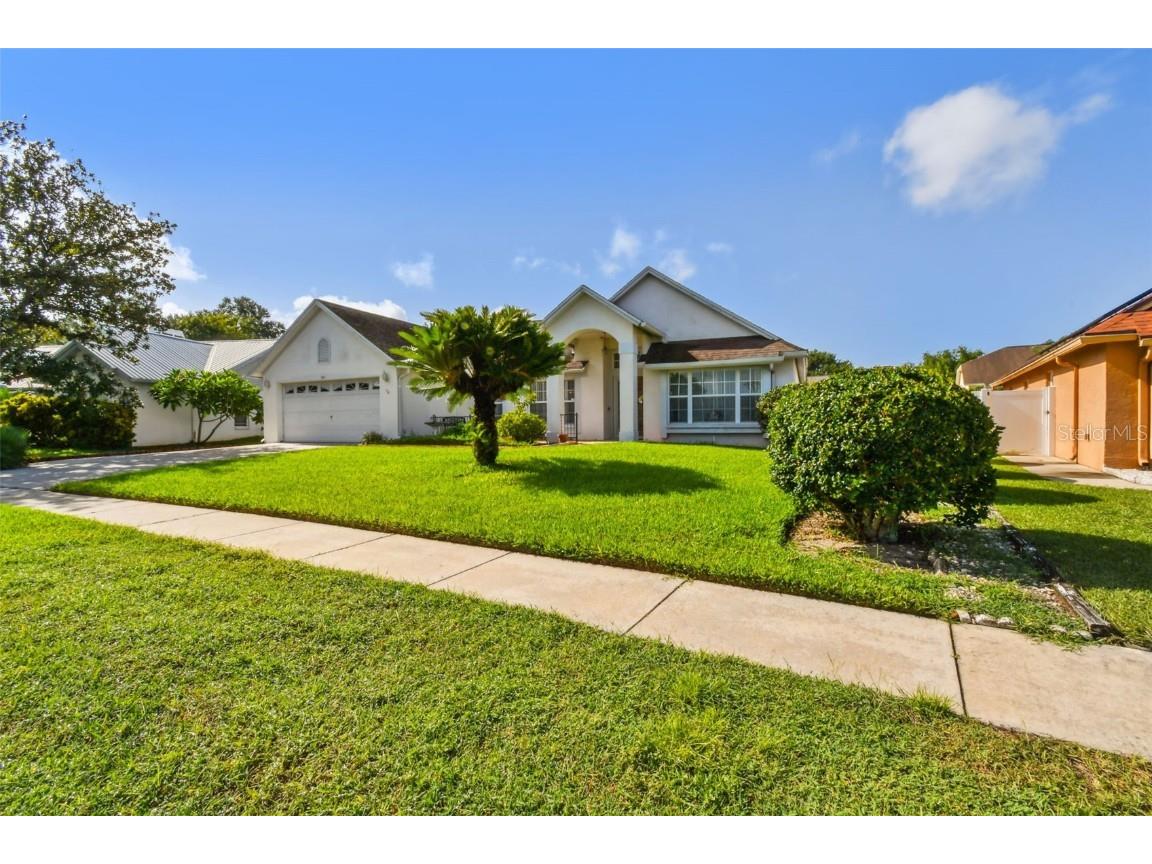 821 Walsingham Way Valrico FL 33594 TB8412585 image1