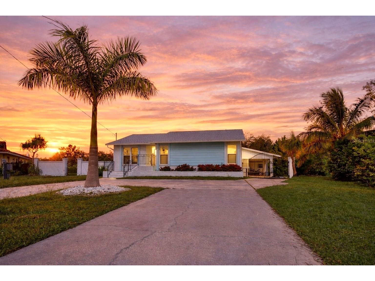 821 White Heron Boulevard Ruskin FL 33570 - RUSKIN INLET TB8461878 image1