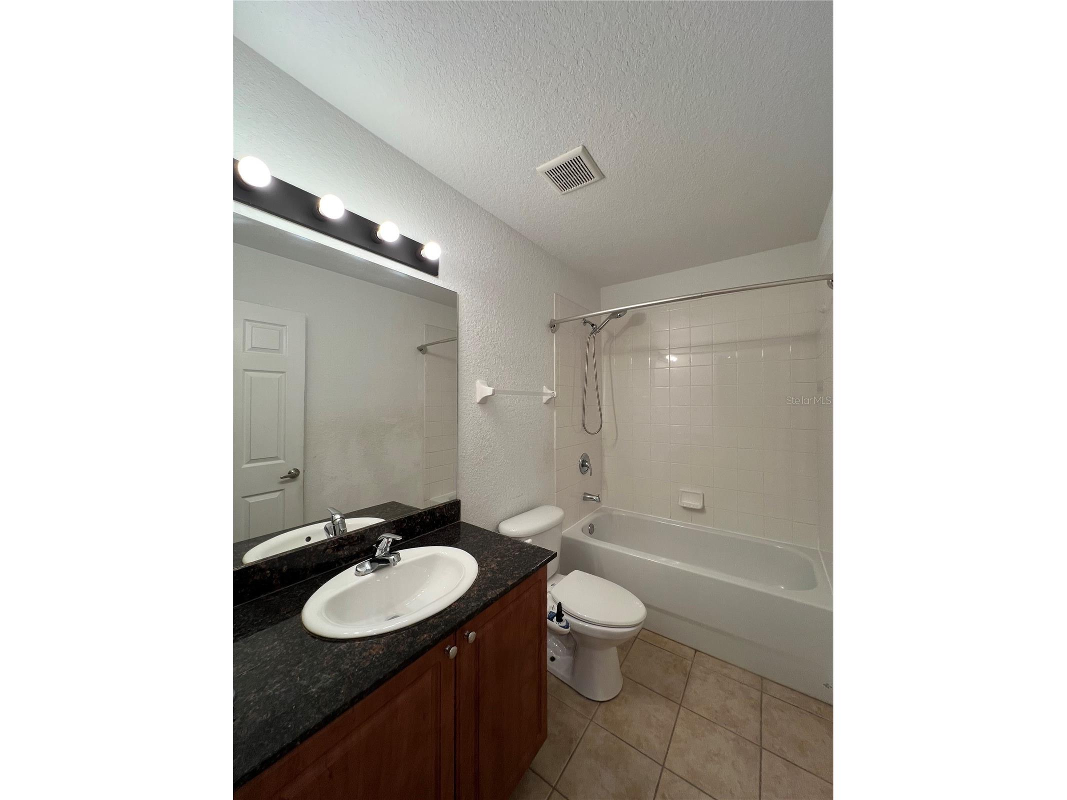 8210 Down Royal Road Tampa FL 33610 TB8463599 image27