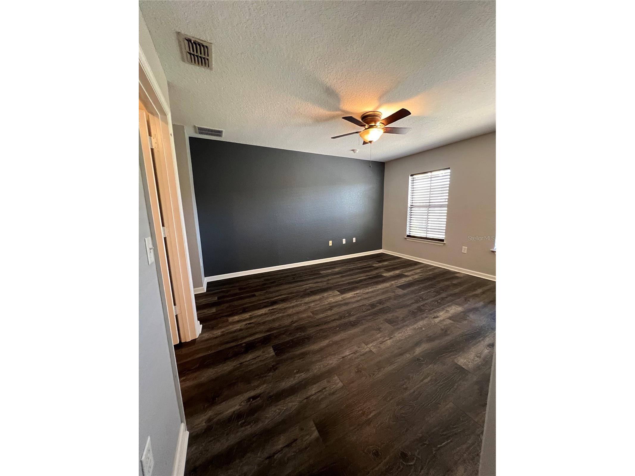 8210 Down Royal Road Tampa FL 33610 TB8463599 image32