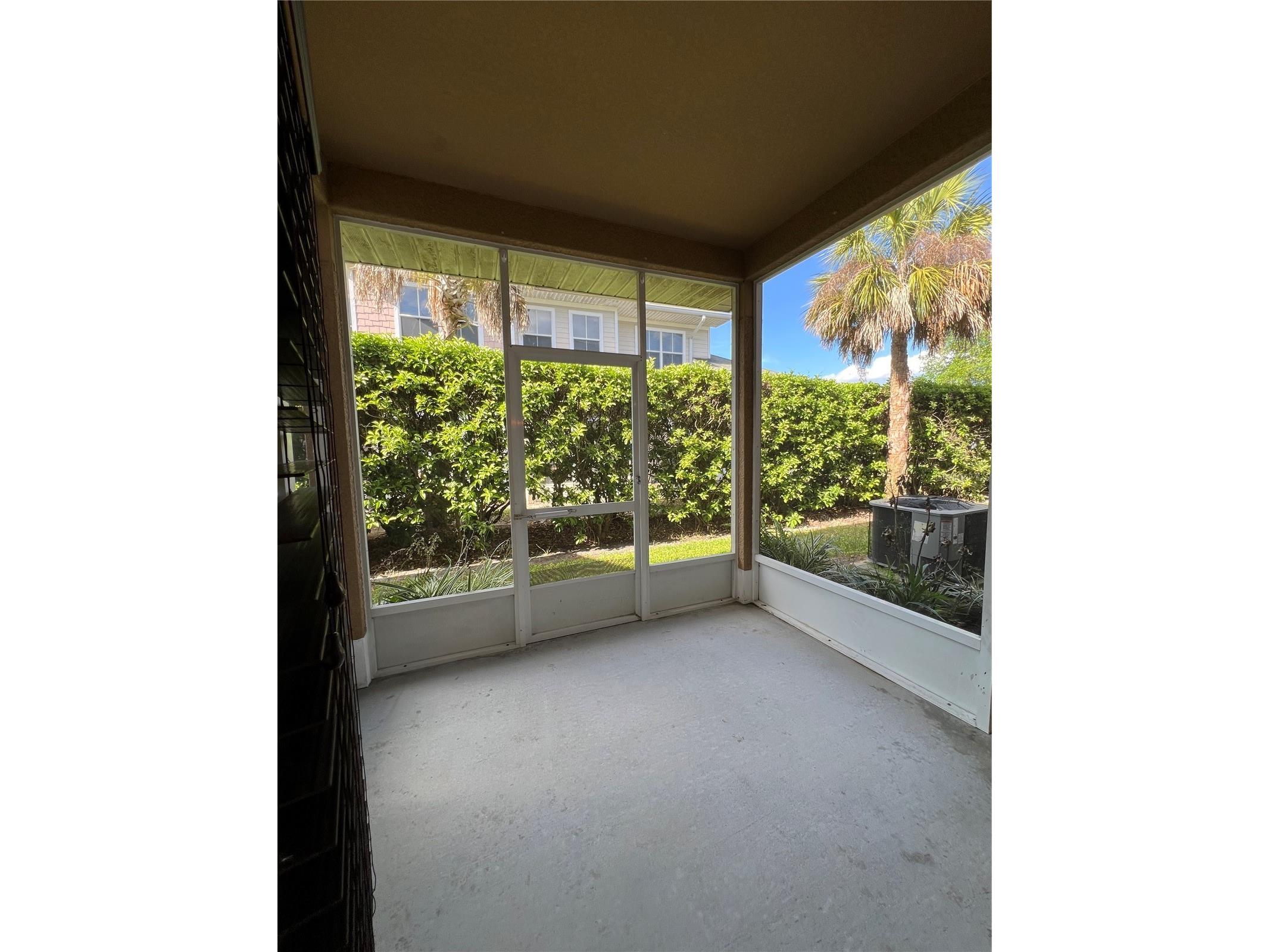 8210 Down Royal Road Tampa FL 33610 TB8463599 image35