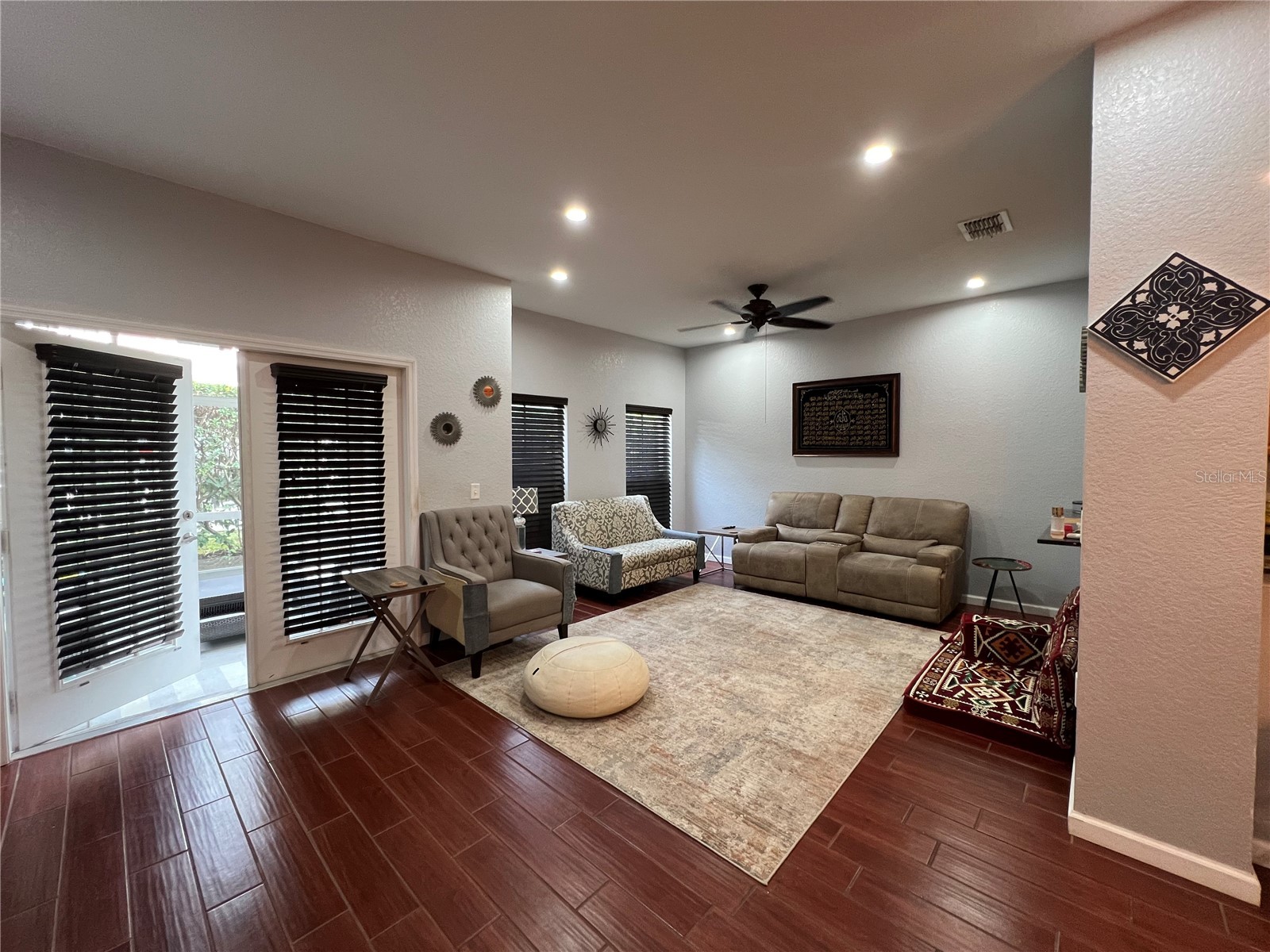 8210 Down Royal Road Tampa FL 33610 TB8463599 image9