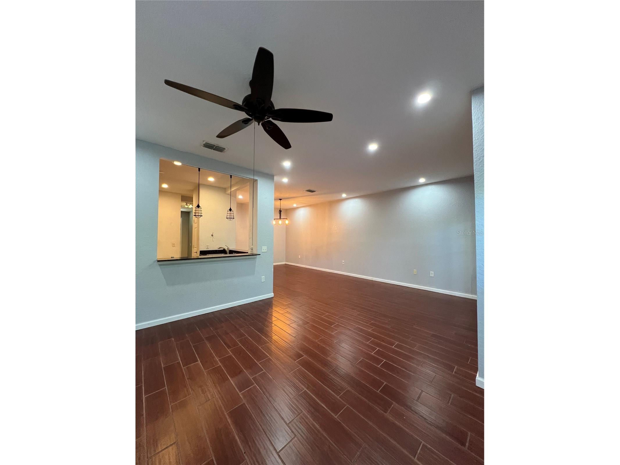 8210 Down Royal Road Tampa FL 33610 TB8492229 image8