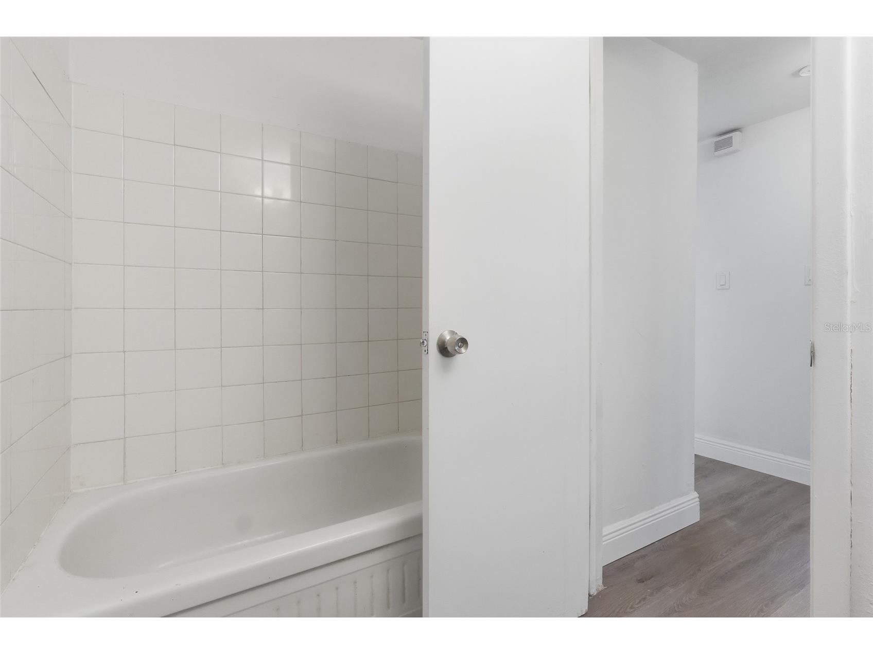 8210 Fir Drive Tampa FL 33619 TB8456072 image18