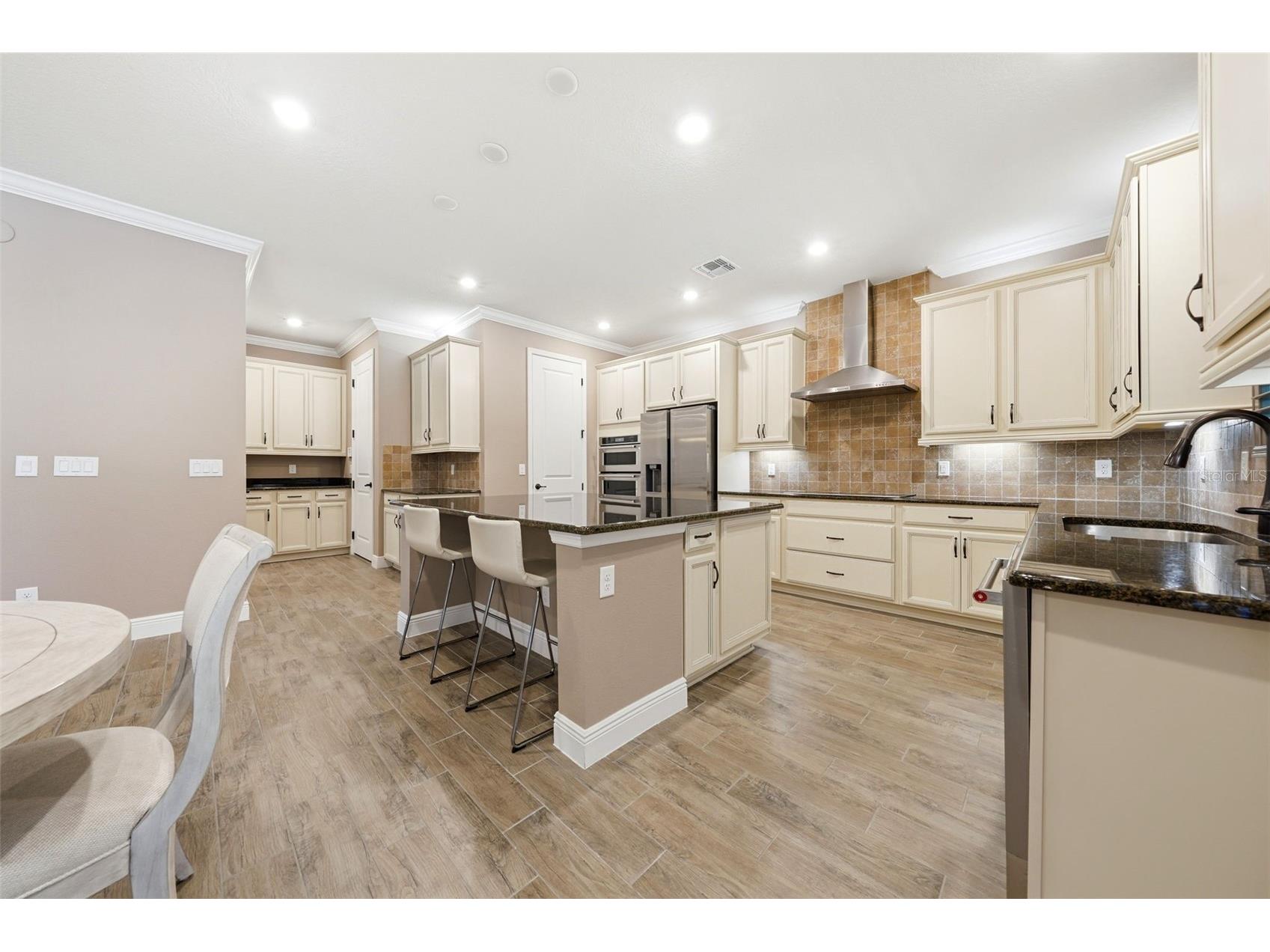 8210 Ludington Circle Orlando FL 32836 O6412891 image24