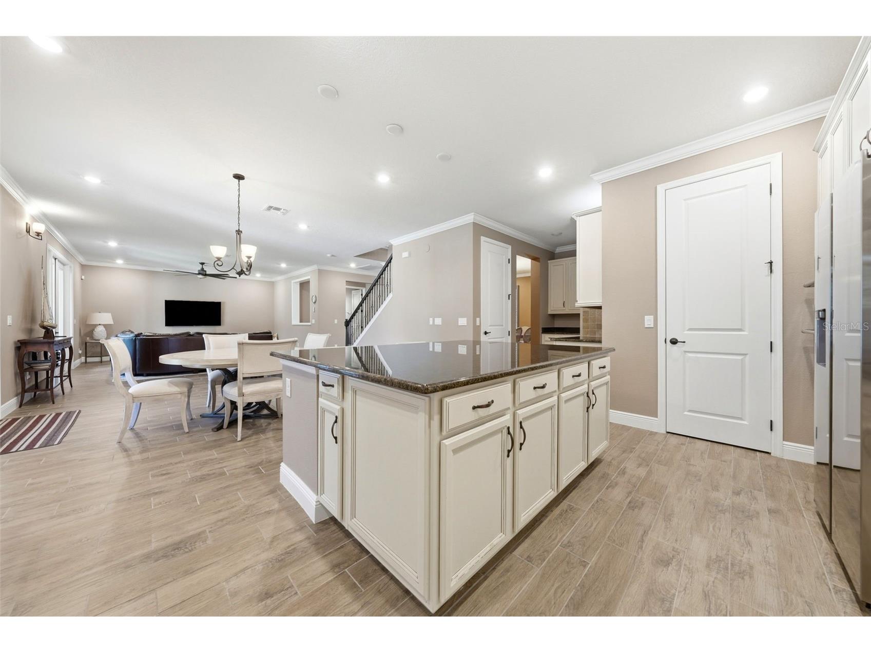 8210 Ludington Circle Orlando FL 32836 O6412891 image25