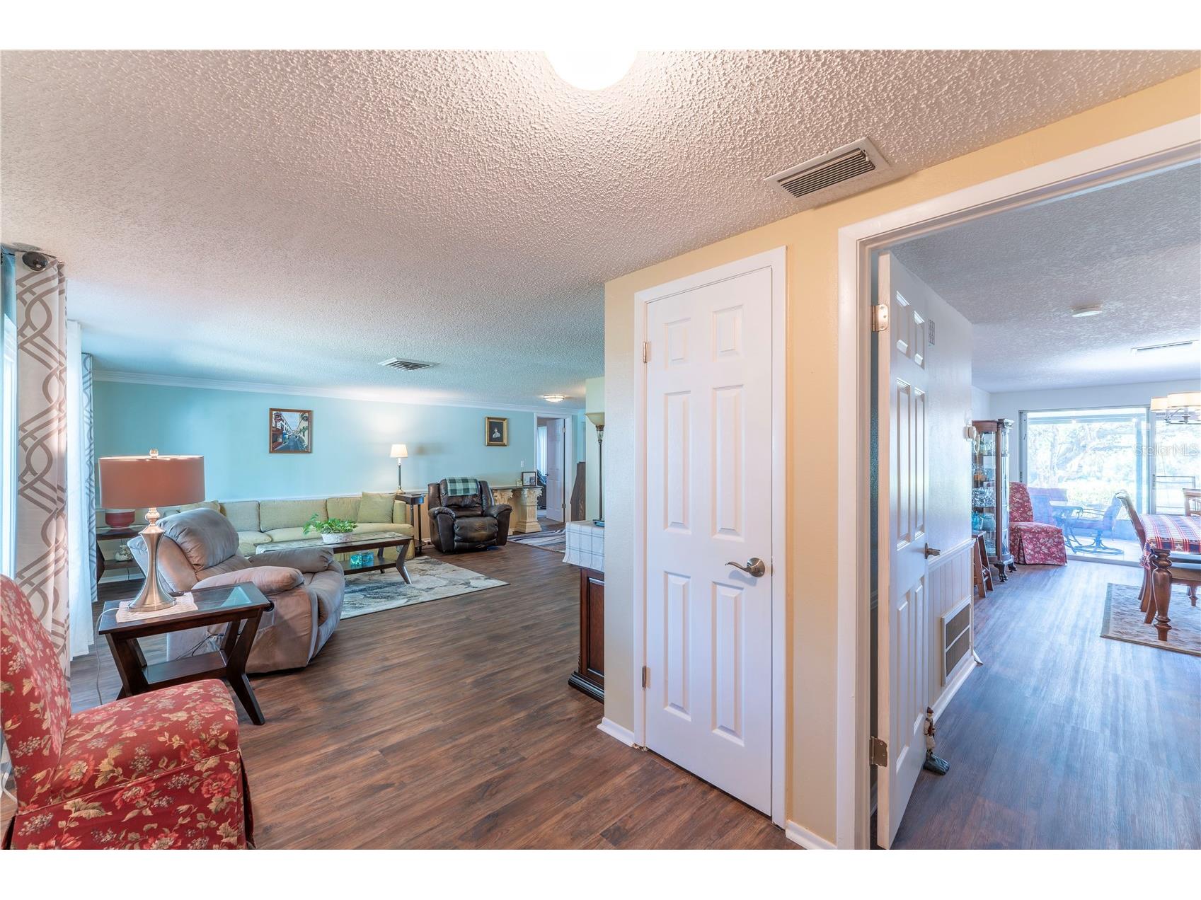 8210 Valley Stream Lane Hudson FL 34667 W7883809 image3