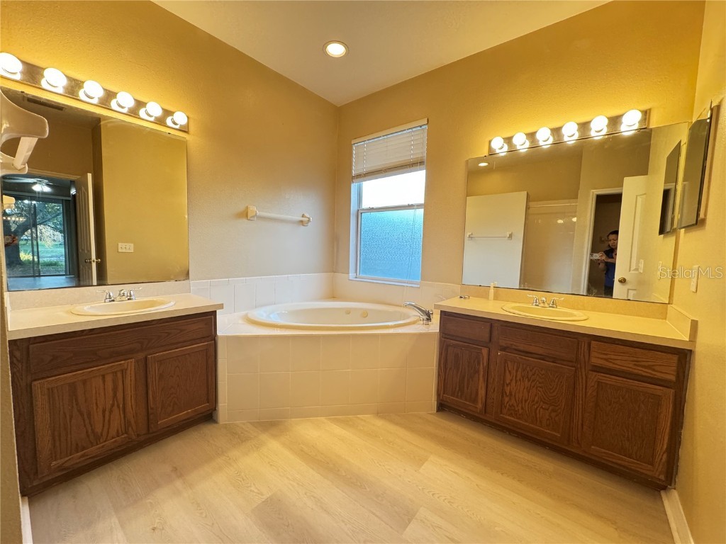 8210 Whistling Pine Way Tampa FL 33647 TB8454470 image29