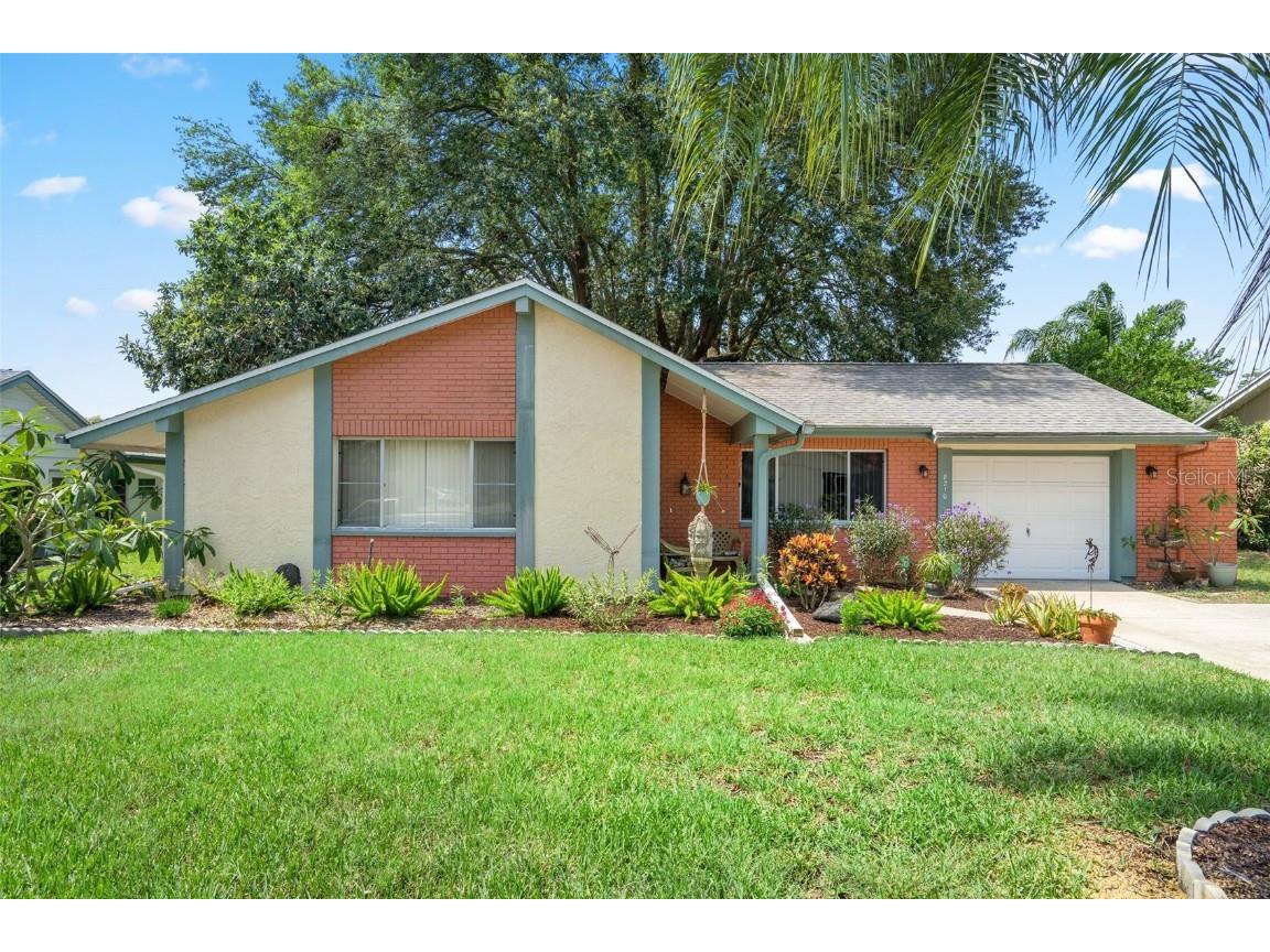 8210 Woodsong Row Hudson FL 34667 W7855843 image1