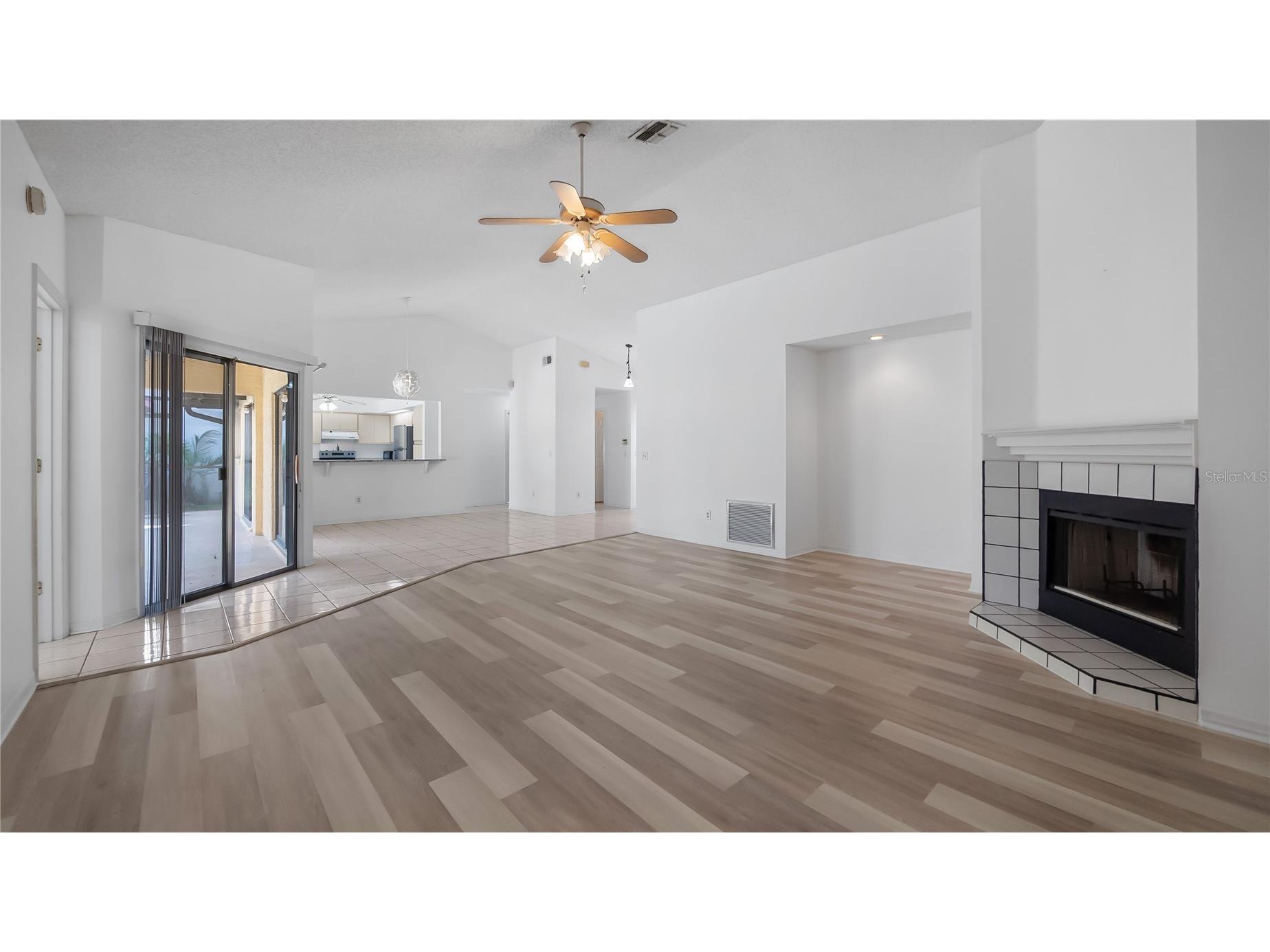 8211 Borgia Court Orlando FL 32836 O6396074 image12