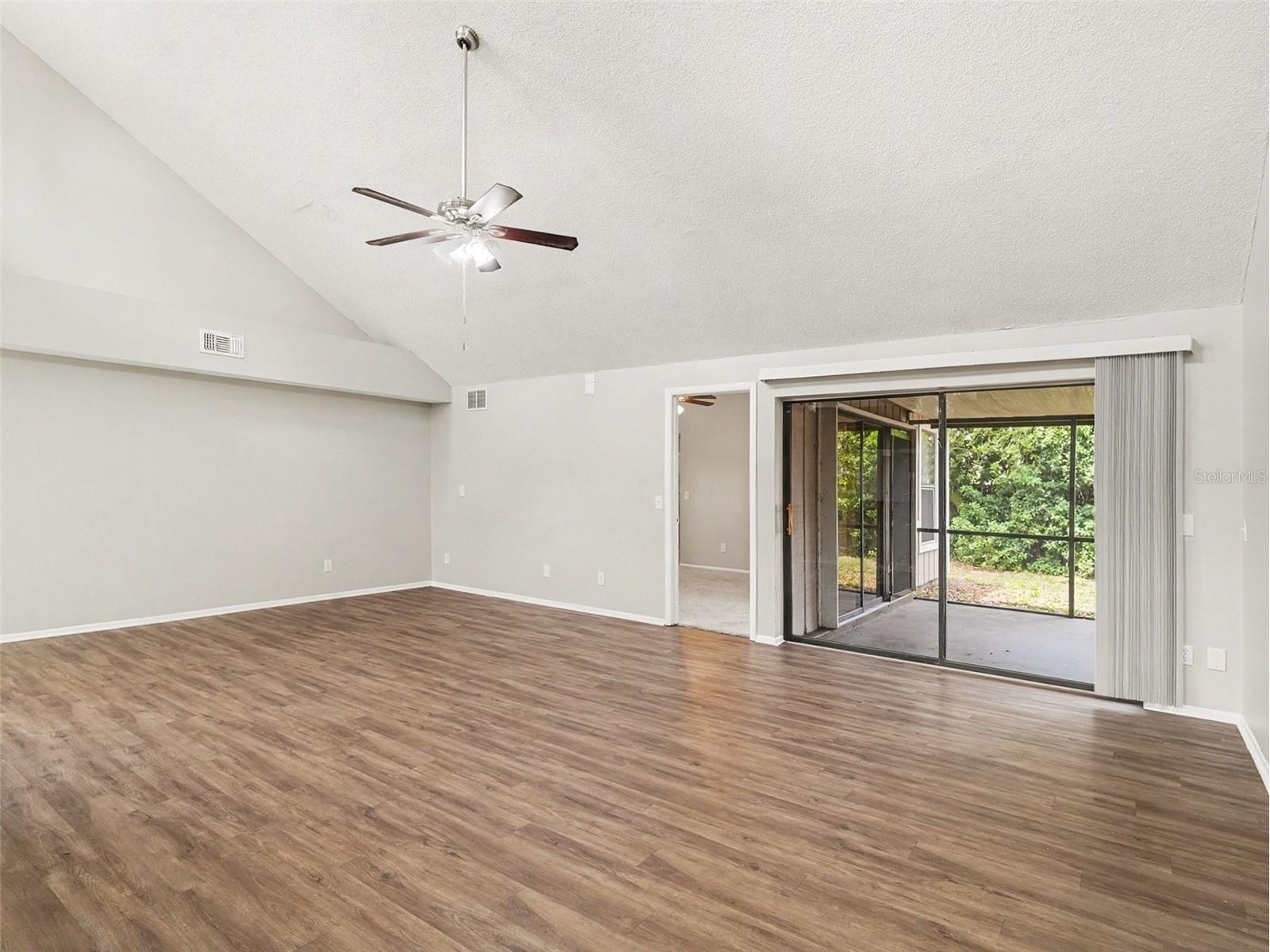 8211 Country Oaks Court Sarasota FL 34243 O6403207 image9